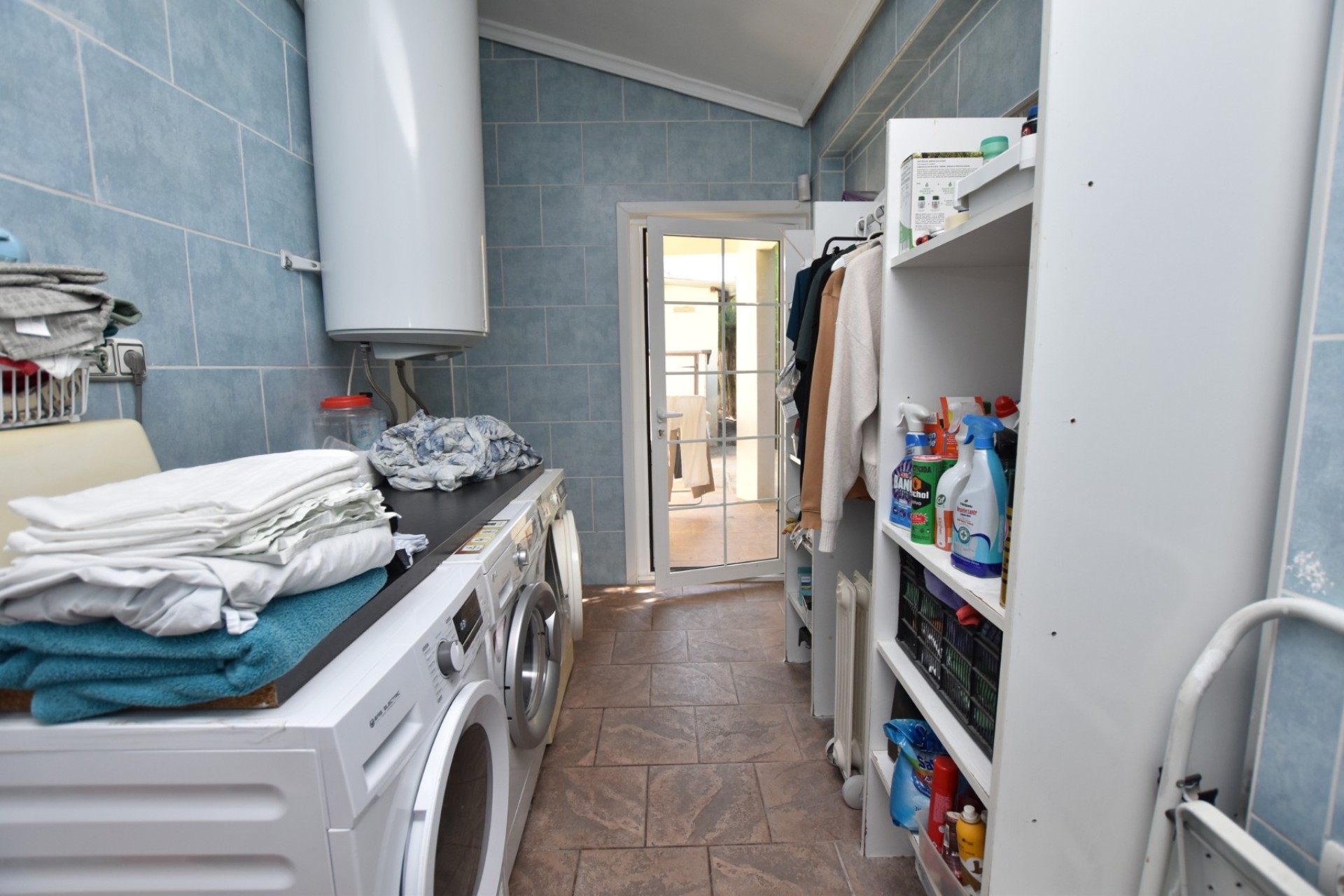 Resale - Villa - Heredades - Heradades