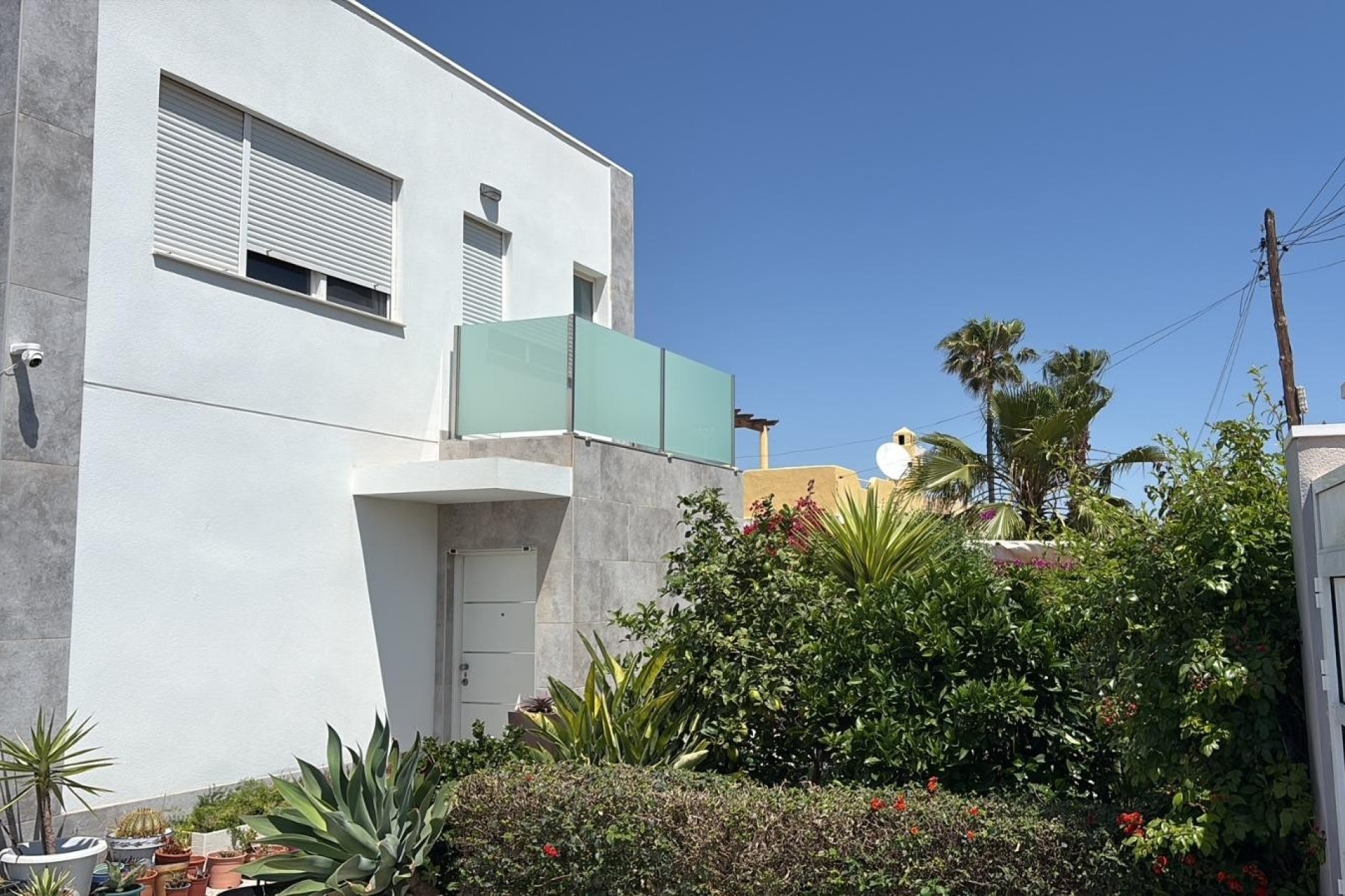 Resale - Villa / House - Torrevieja - La Siesta