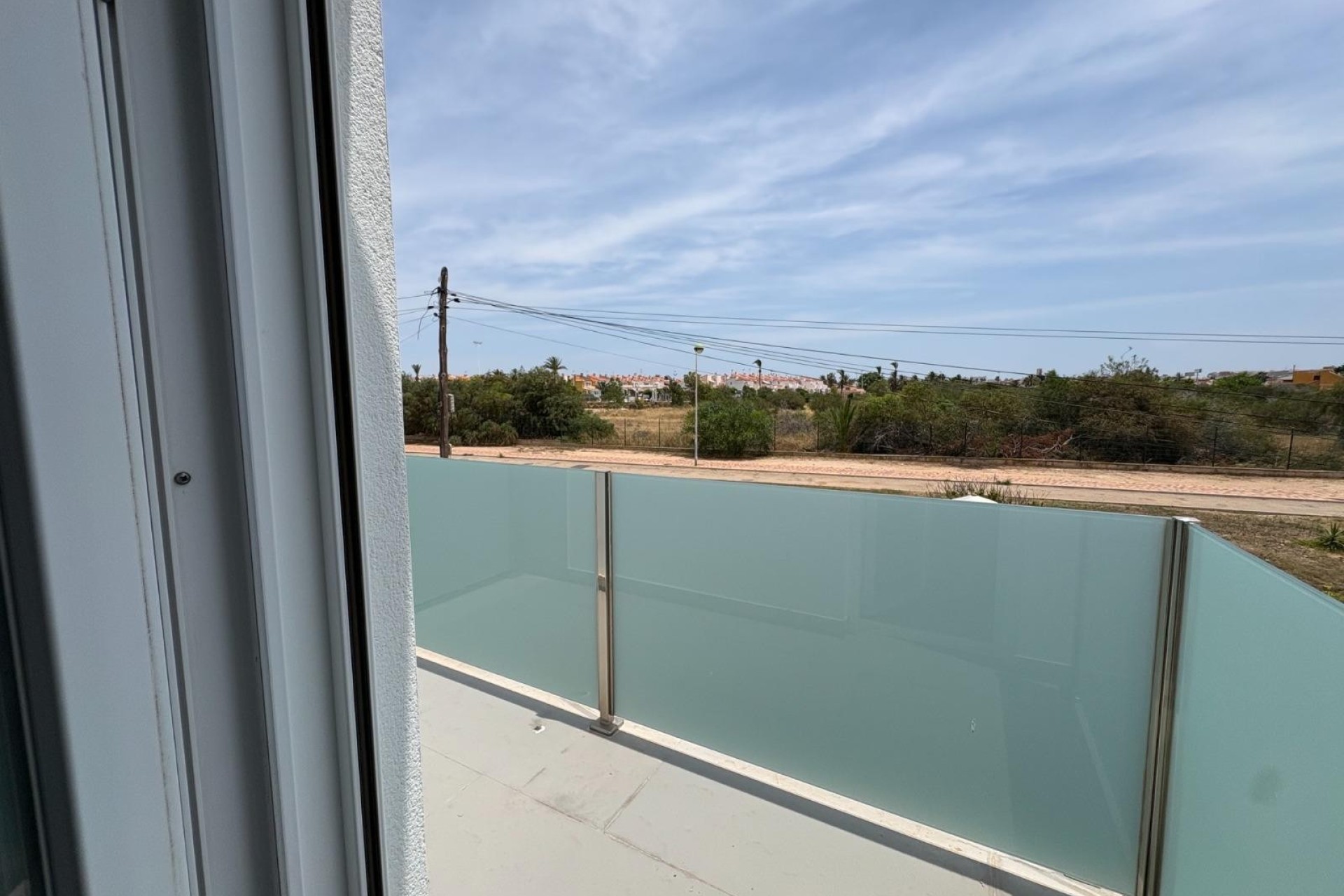 Resale - Villa / House - Torrevieja - La Siesta