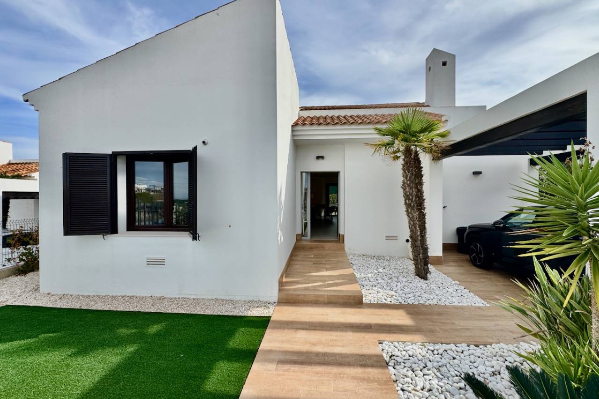 Resale - Villa - La Finca Golf