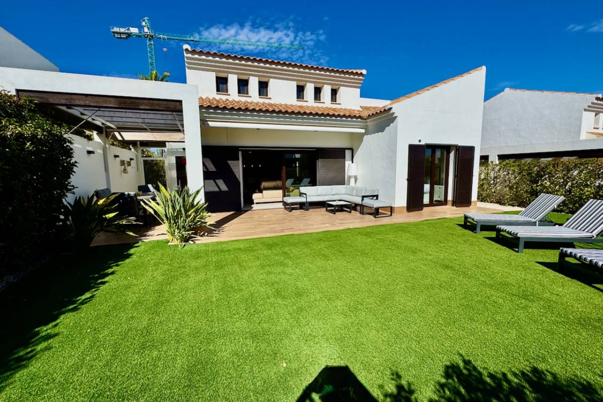 Resale - Villa - La Finca Golf