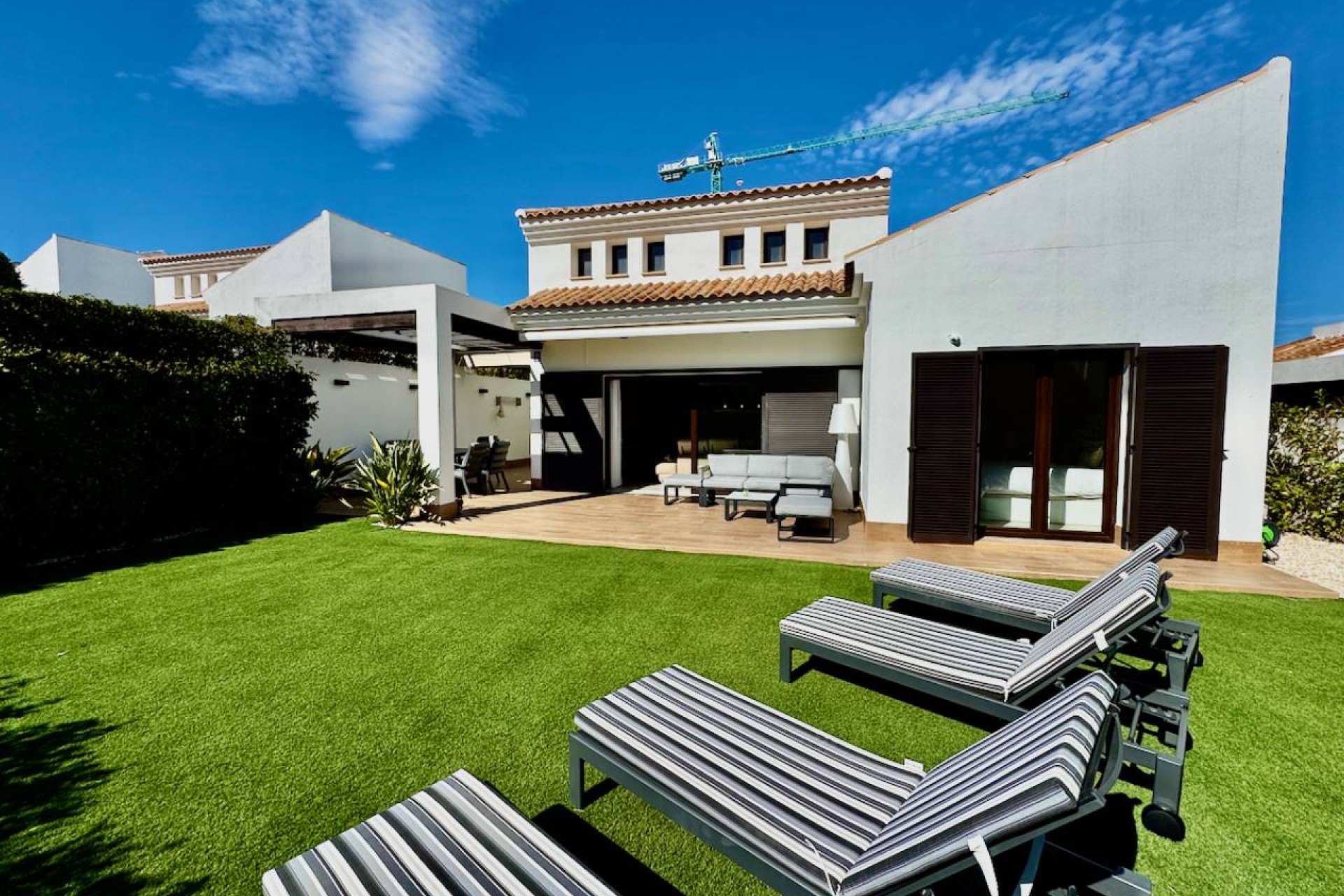 Resale - Villa - La Finca Golf