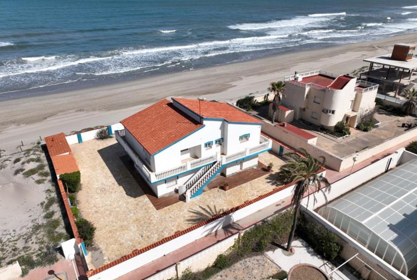 Resale - Villa - La Manga del Mar Menor - Mar Menor