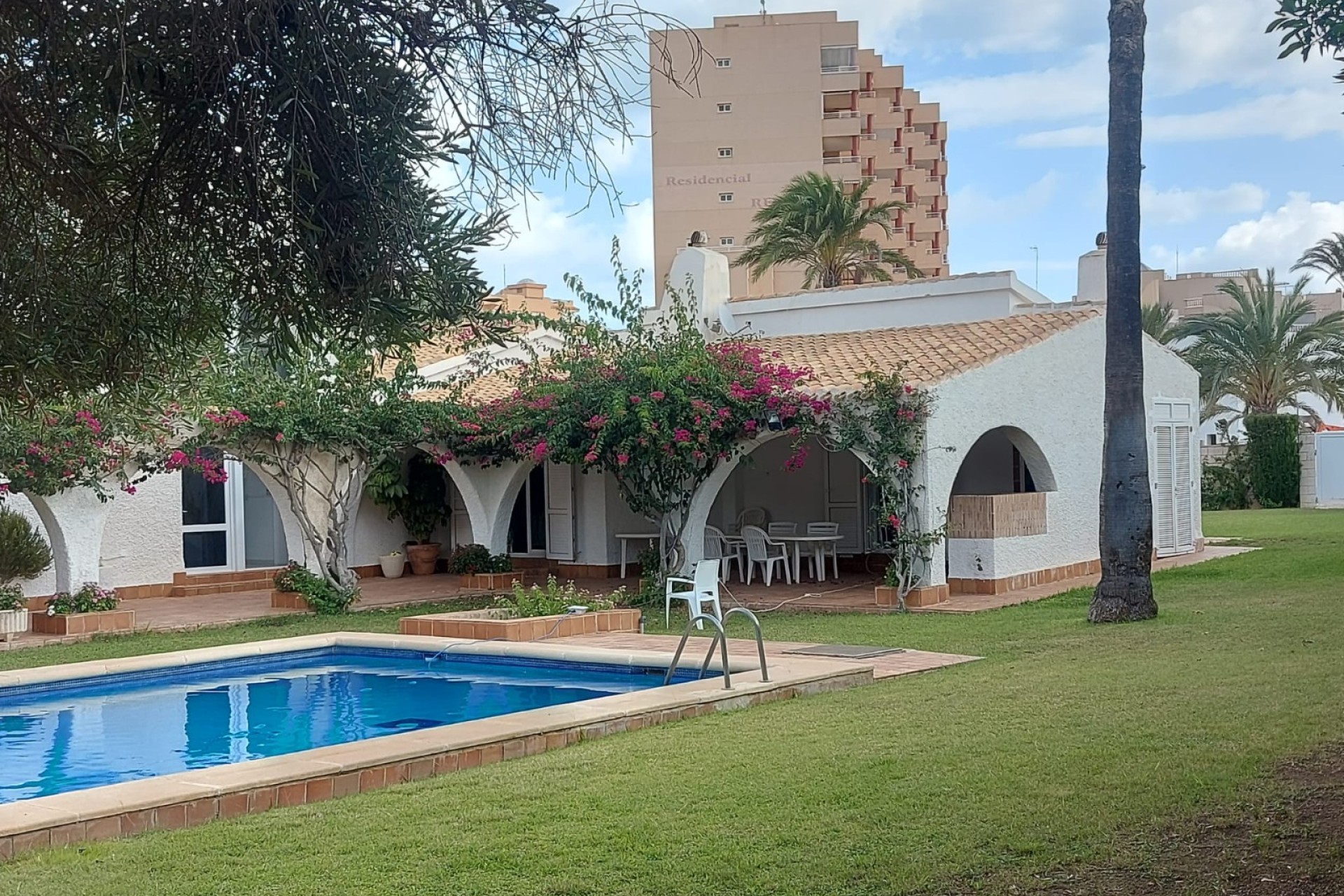 Resale - Villa - La Manga del Mar Menor