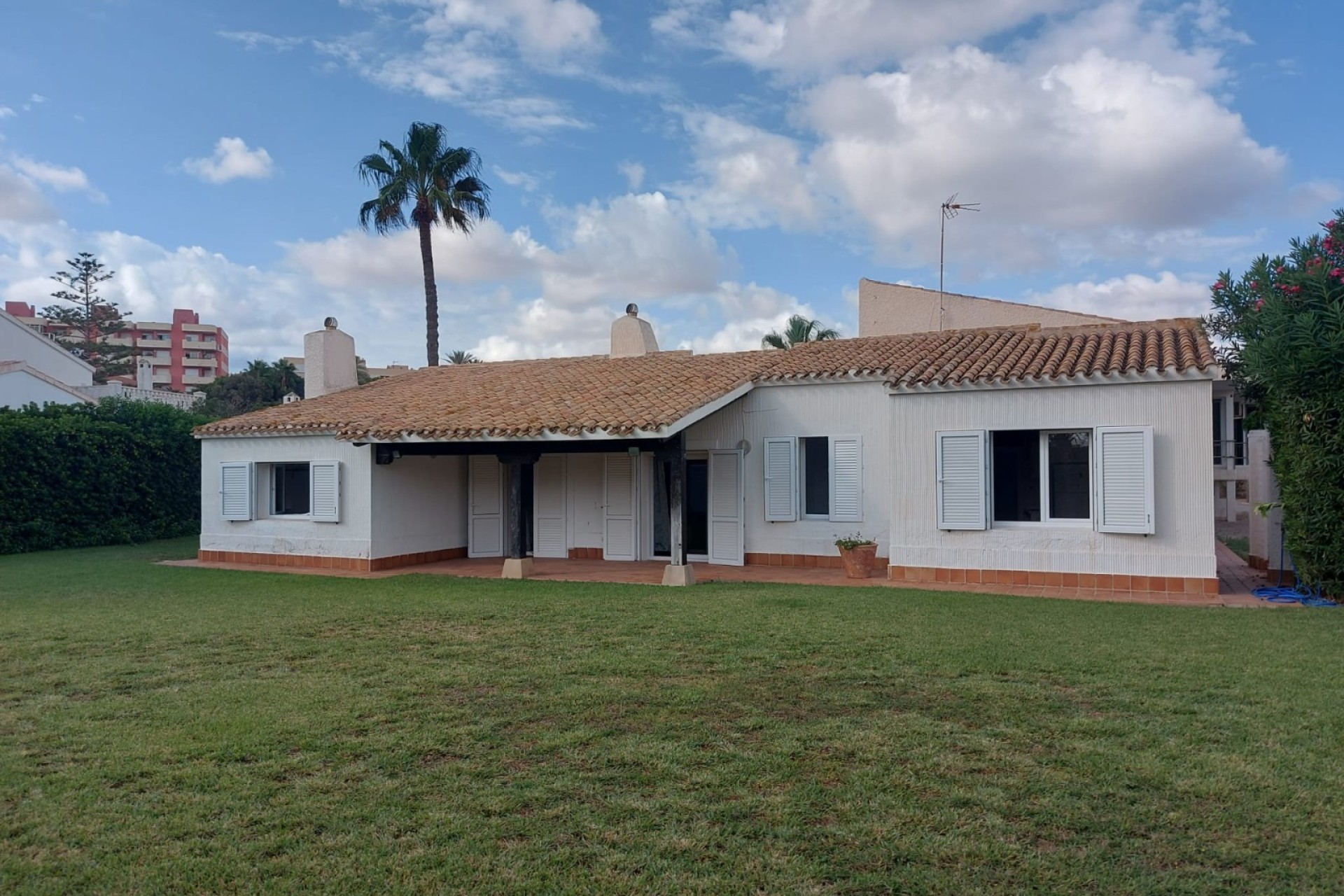 Resale - Villa - La Manga del Mar Menor