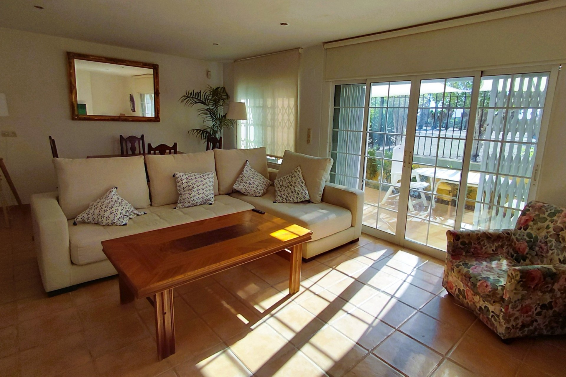 Resale - Villa - La Marina