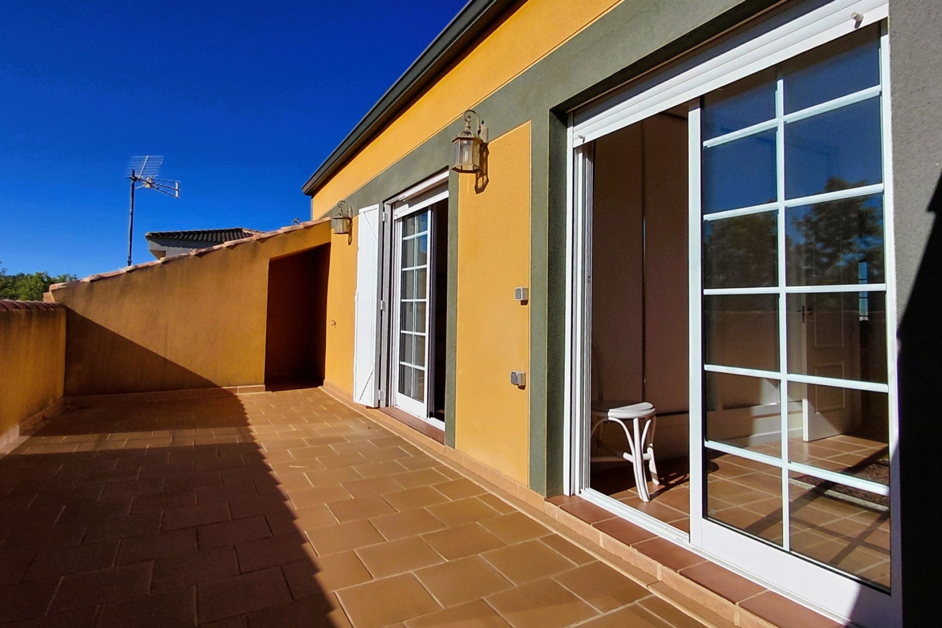 Resale - Villa - La Marina