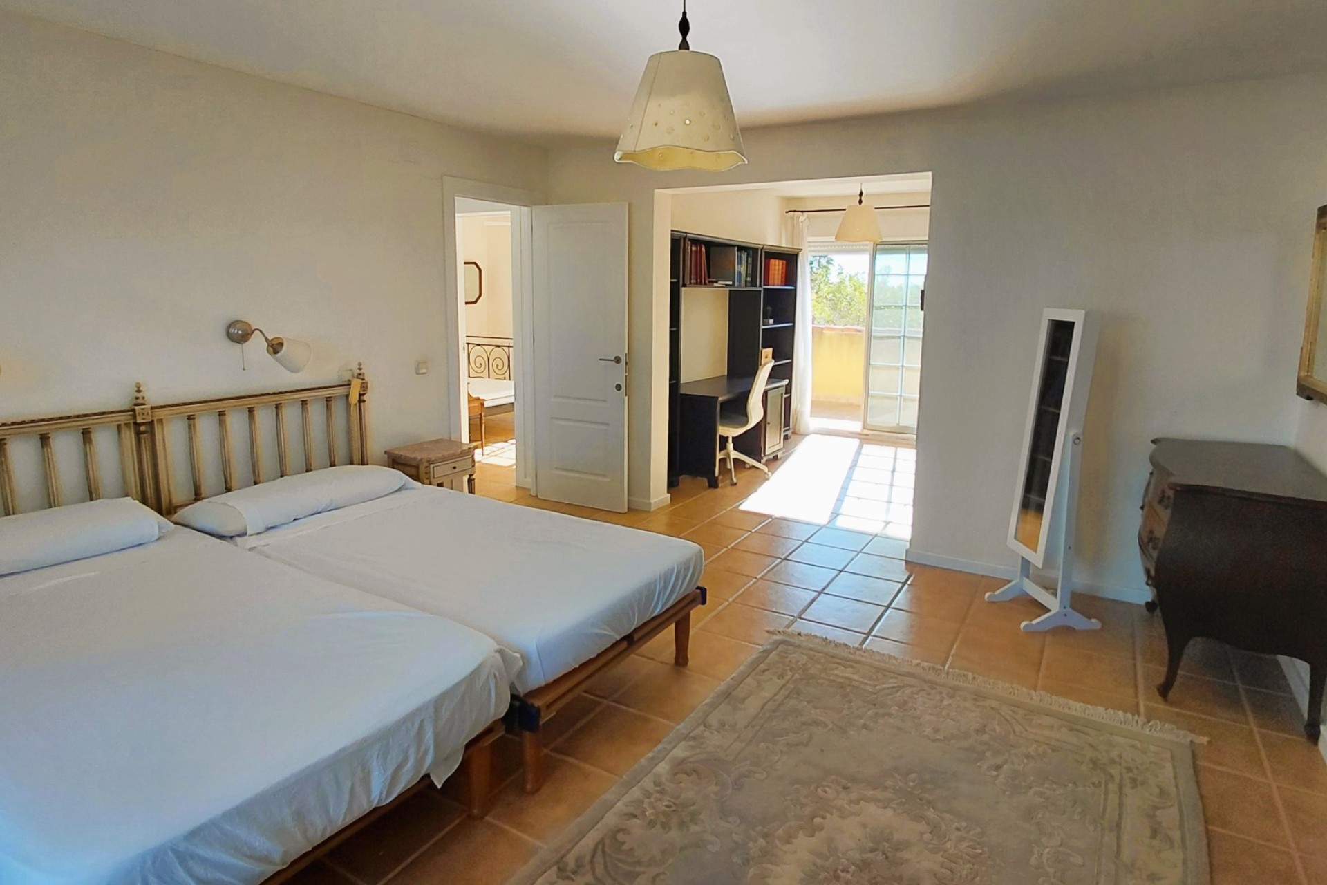 Resale - Villa - La Marina