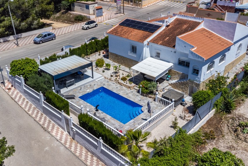Resale - Villa - La Marina