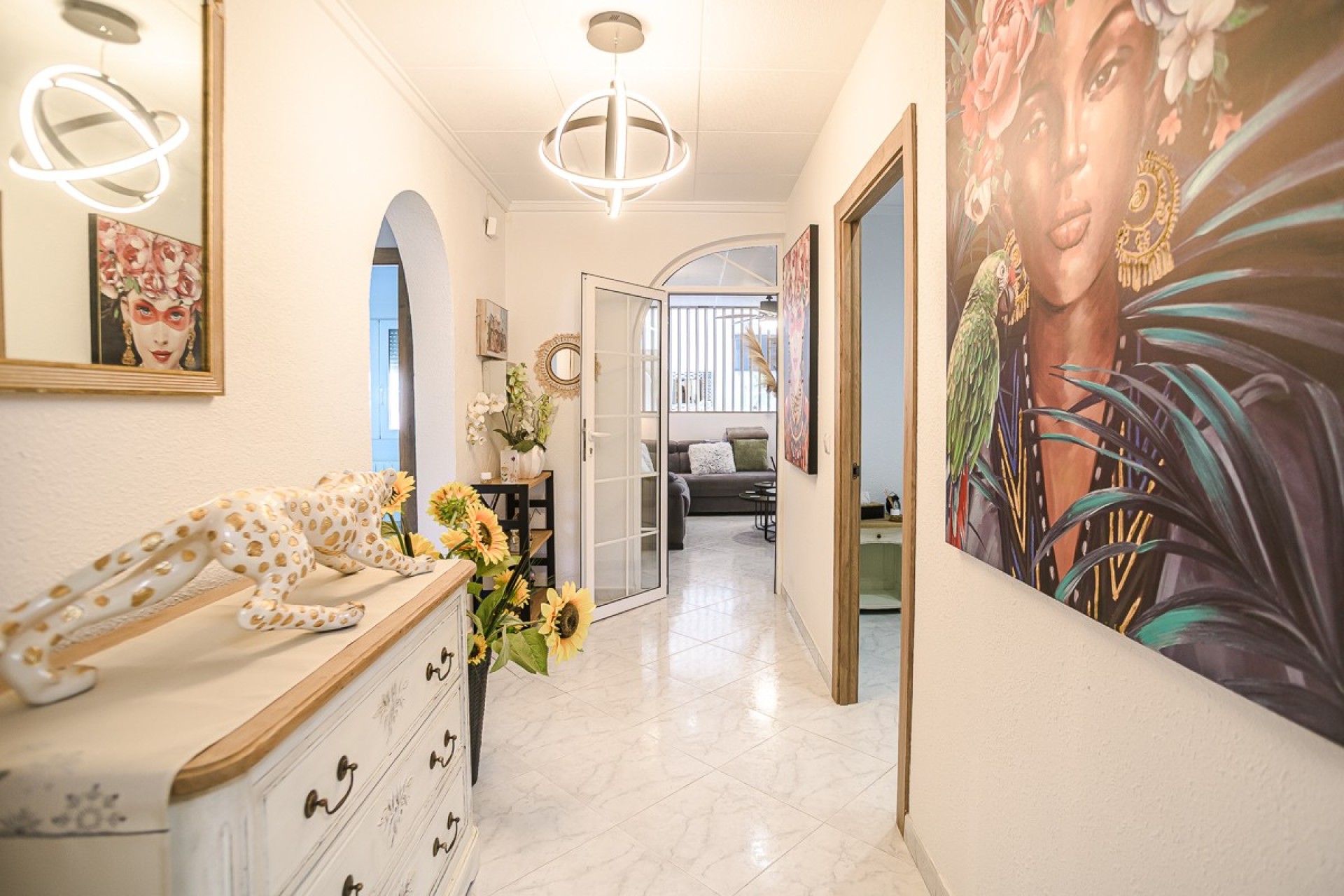 Resale - Villa - La Marina