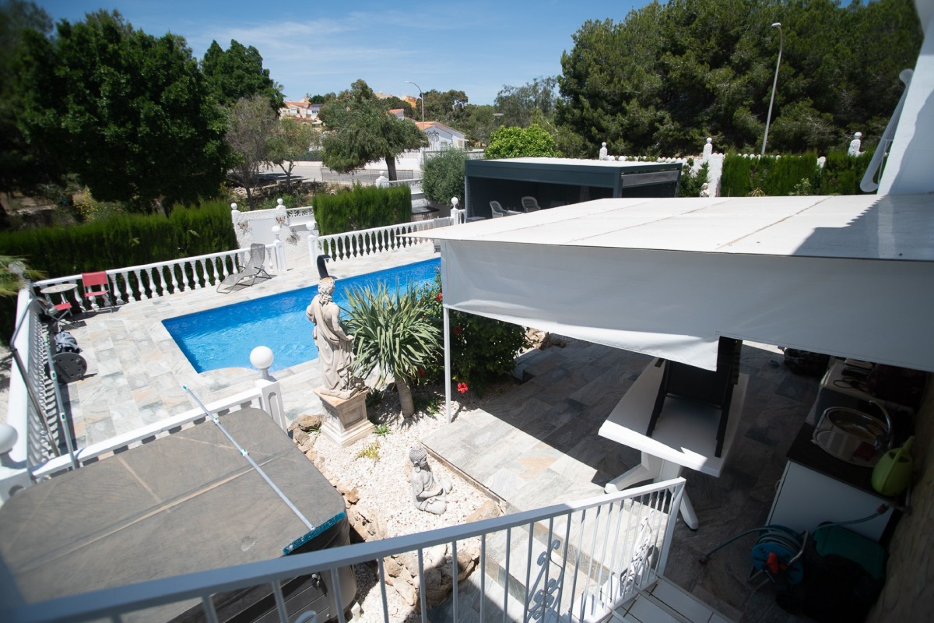 Resale - Villa - La Marina