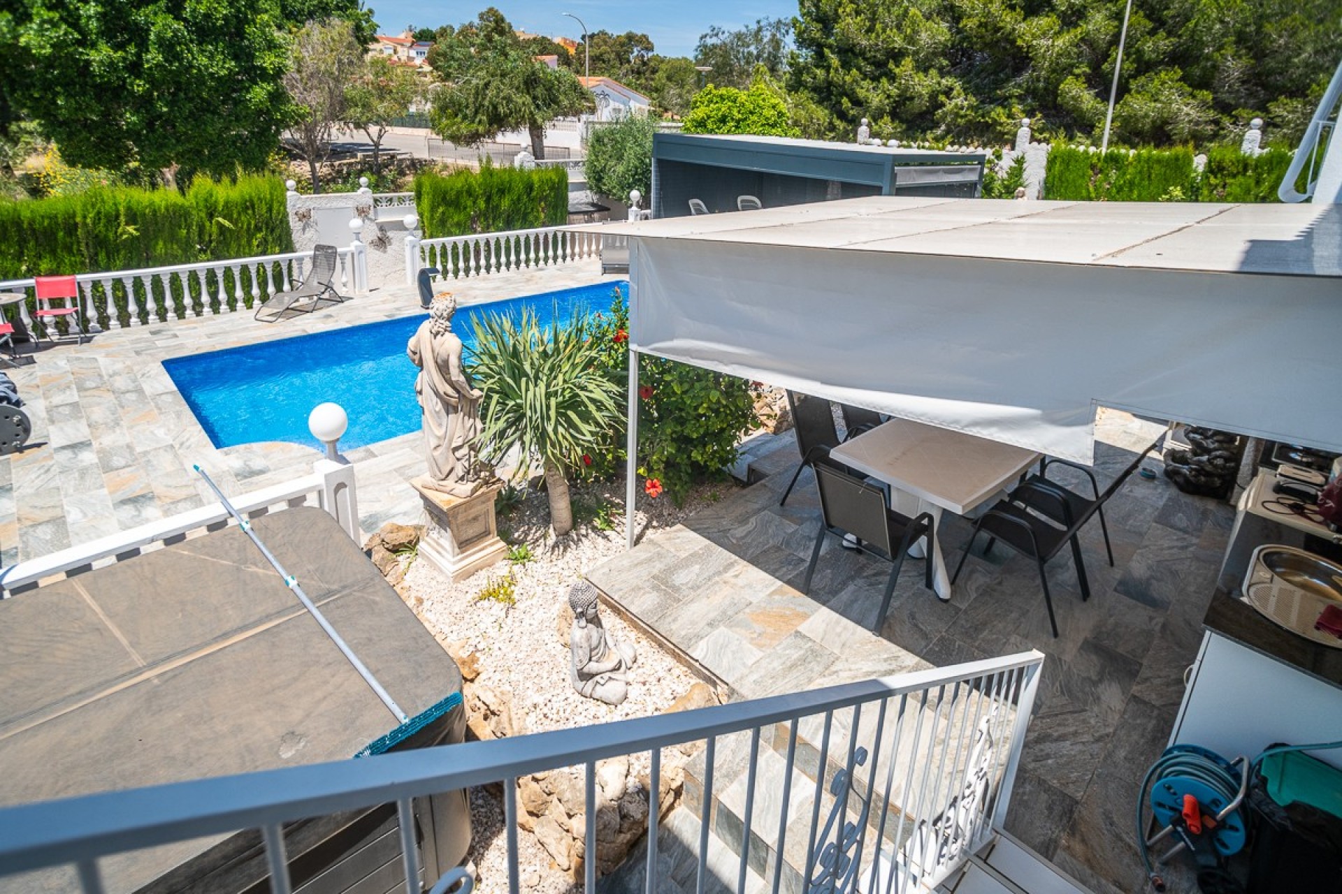 Resale - Villa - La Marina