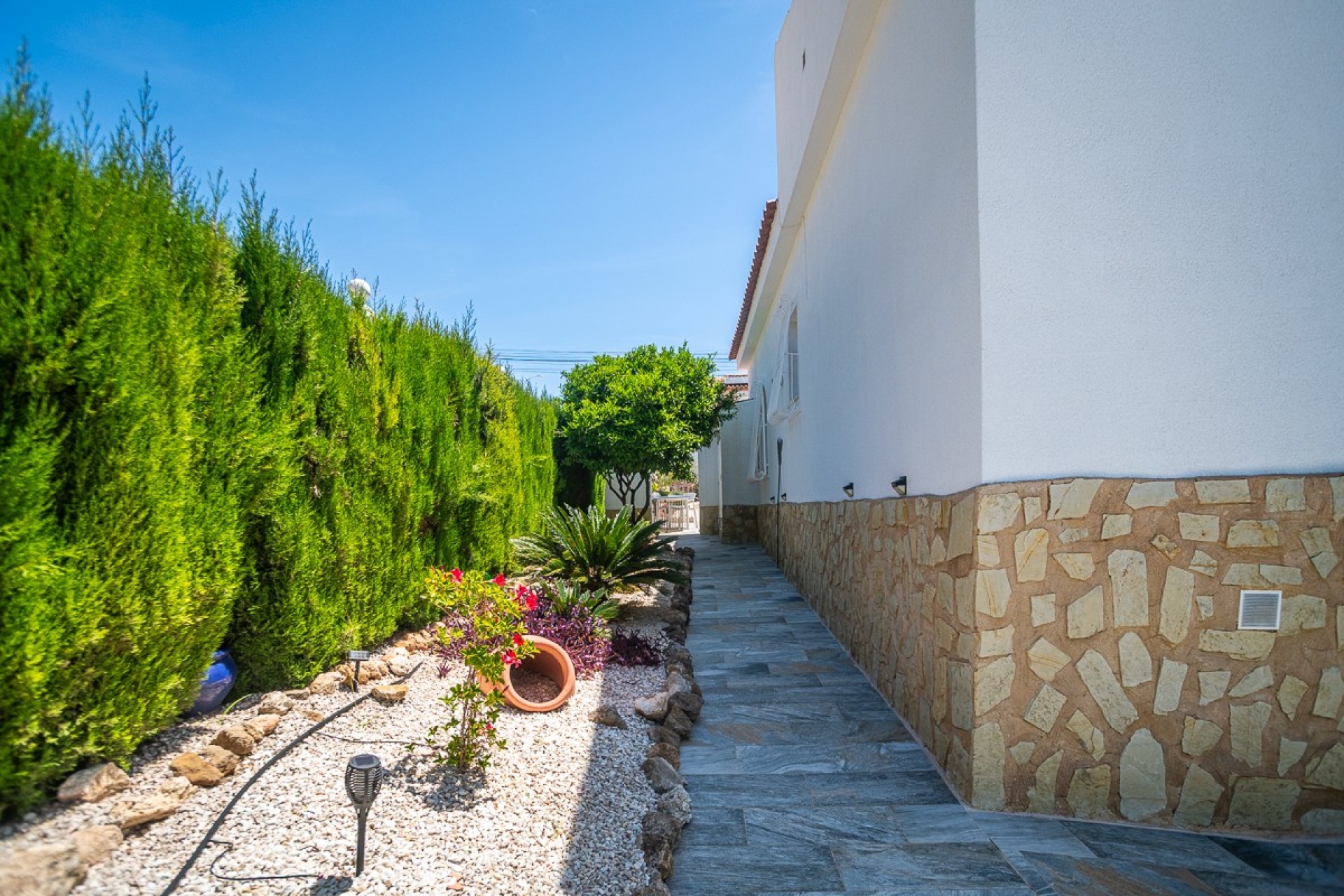 Resale - Villa - La Marina