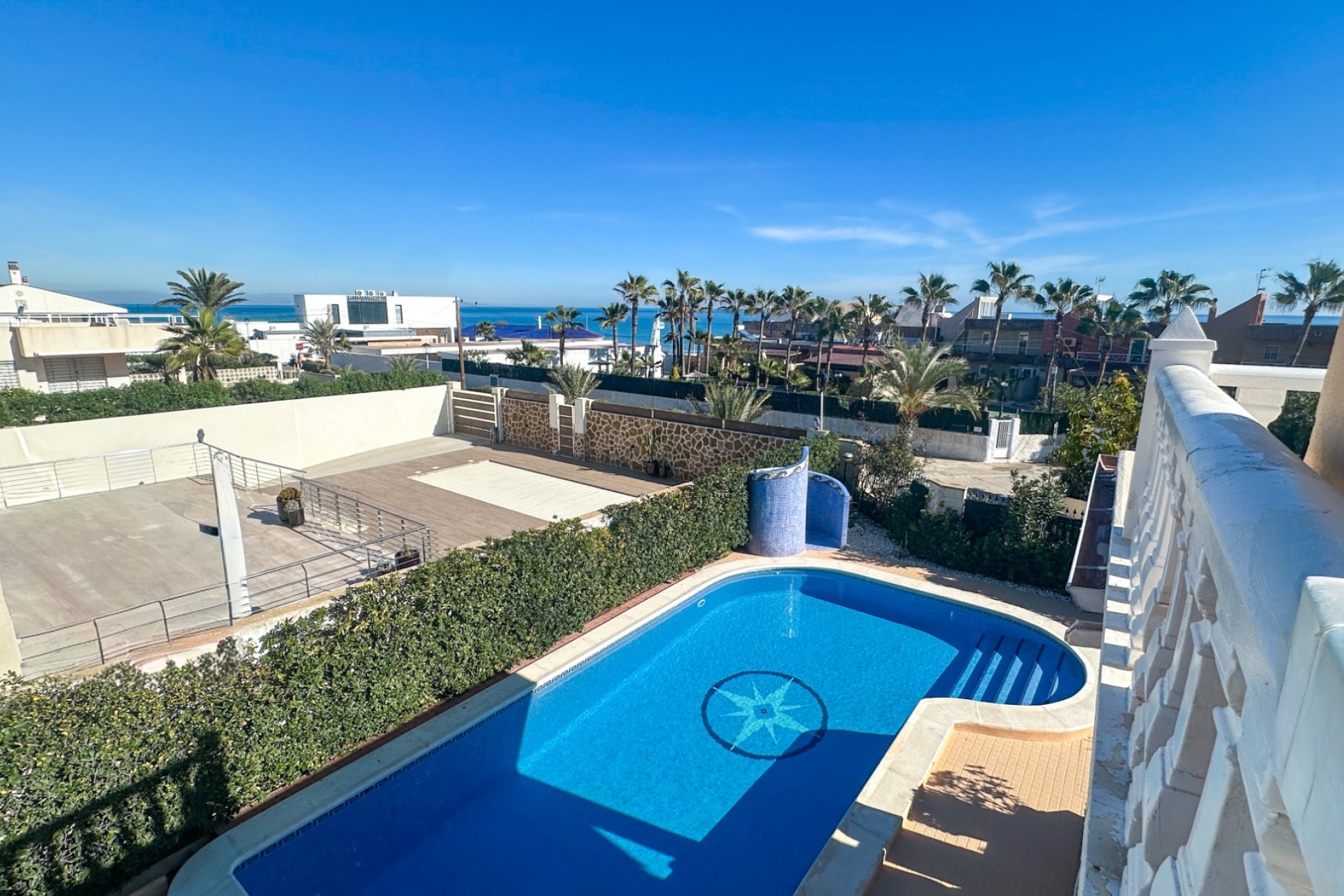 Resale - Villa - La Mata
