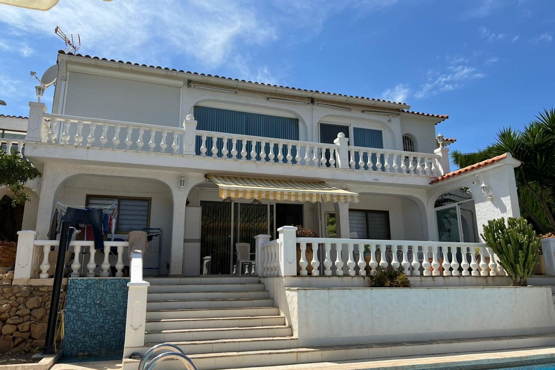Resale - Villa - La Nucía - Monte Bello