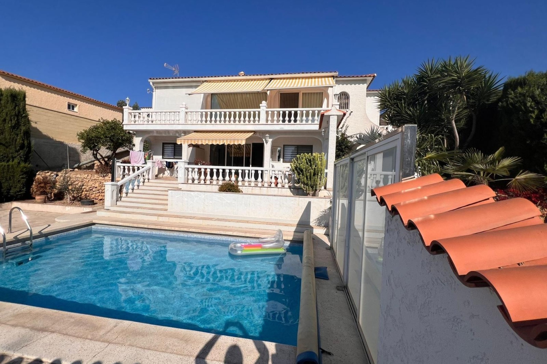 Resale - Villa - La Nucía - Monte Bello