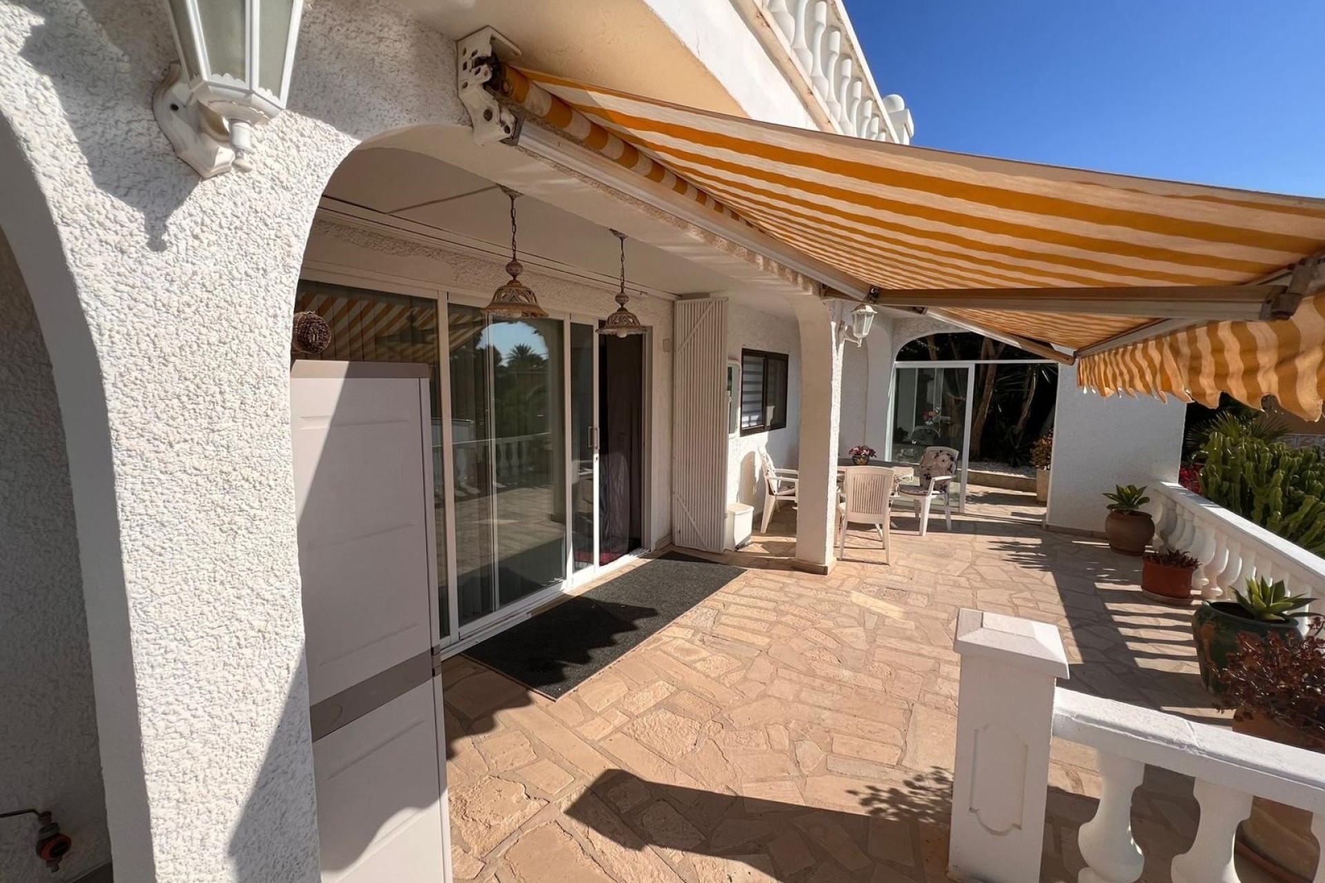 Resale - Villa - La Nucía - Monte Bello