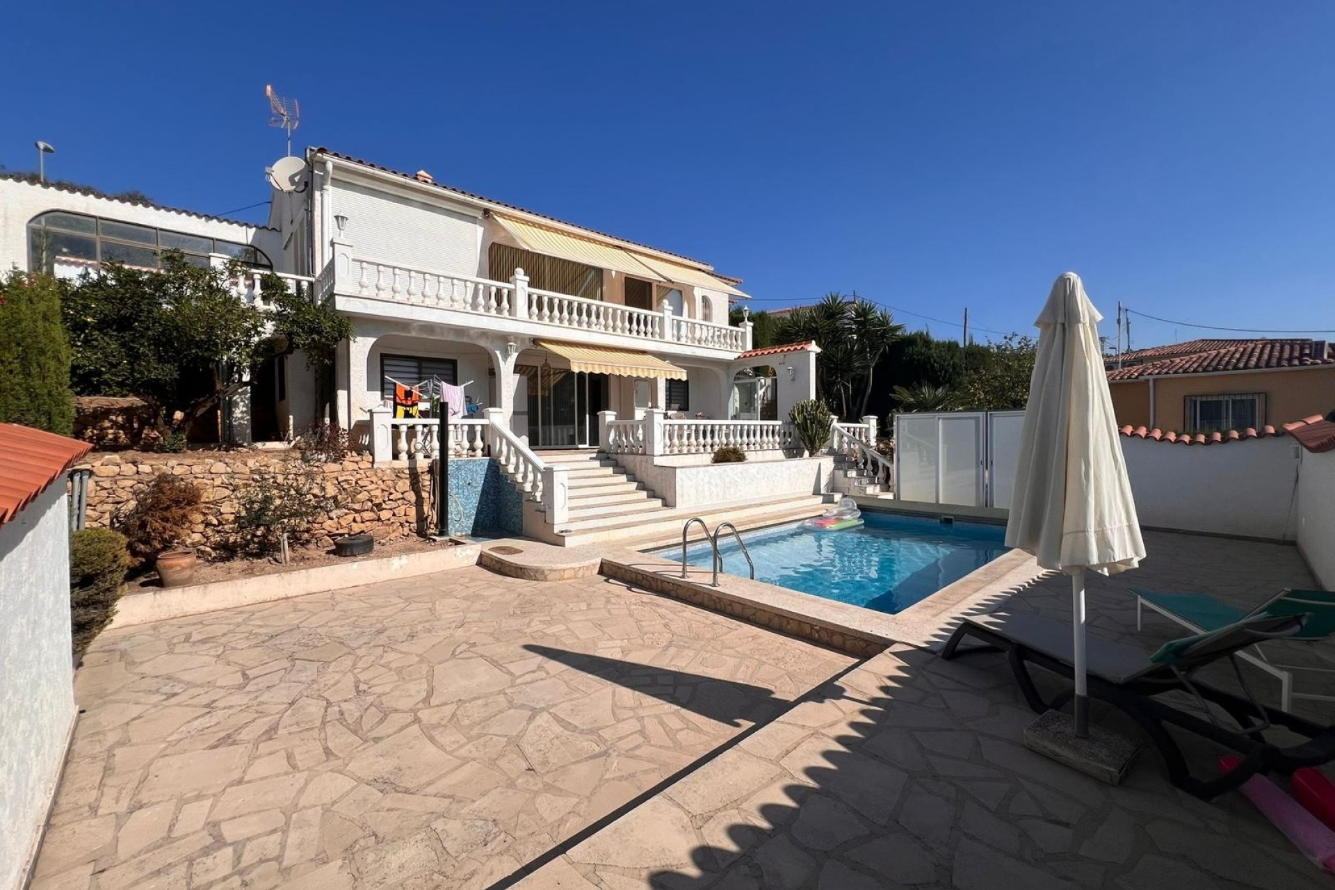 Resale - Villa - La Nucía - Monte Bello