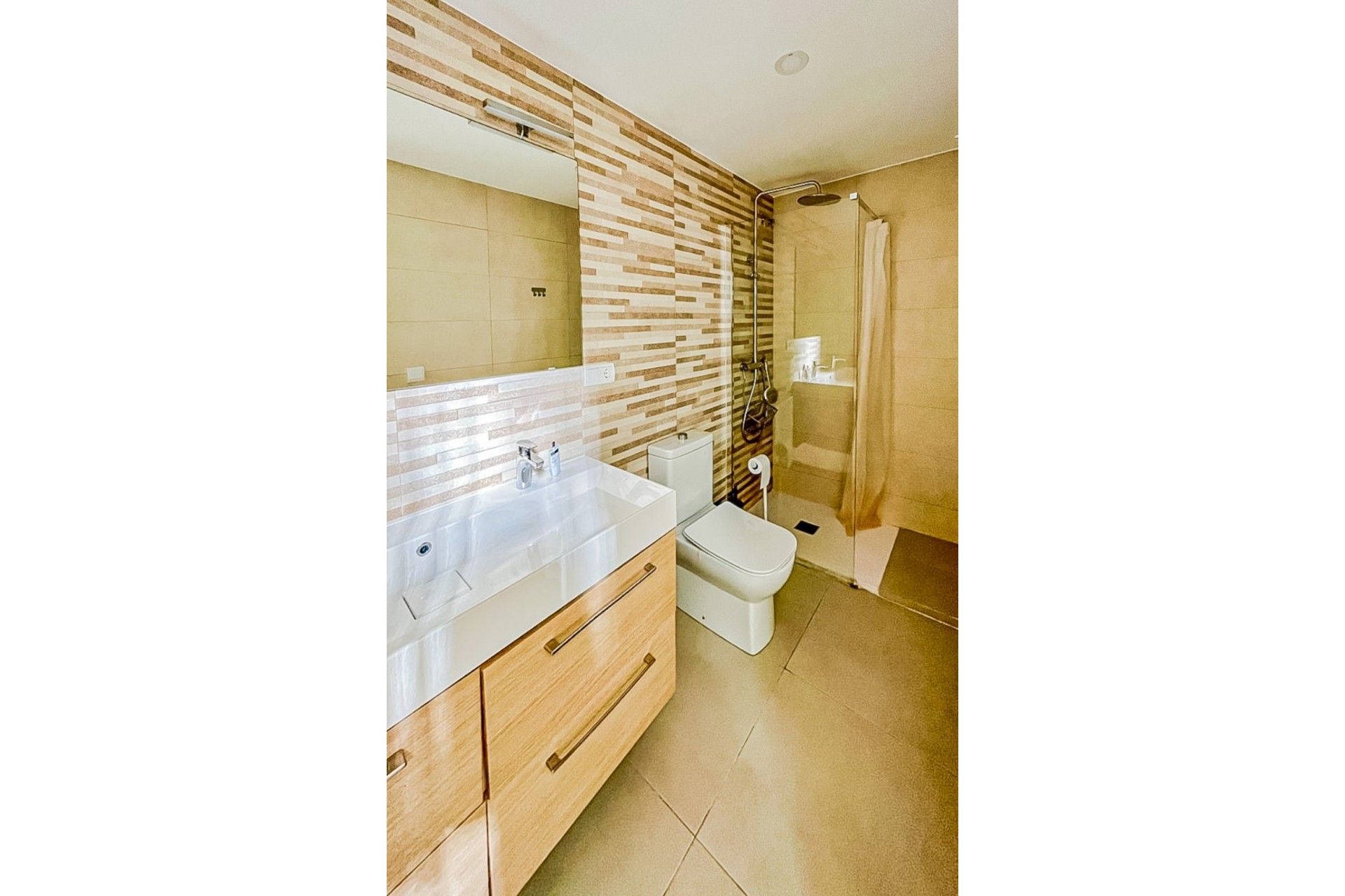 Resale - Villa - La Nucía - Monte Bello