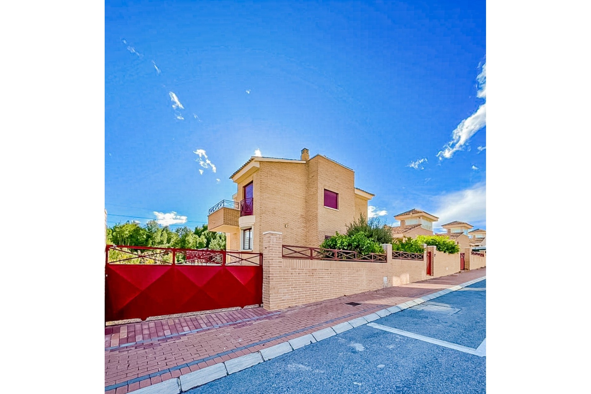 Resale - Villa - La Nucía - Monte Bello
