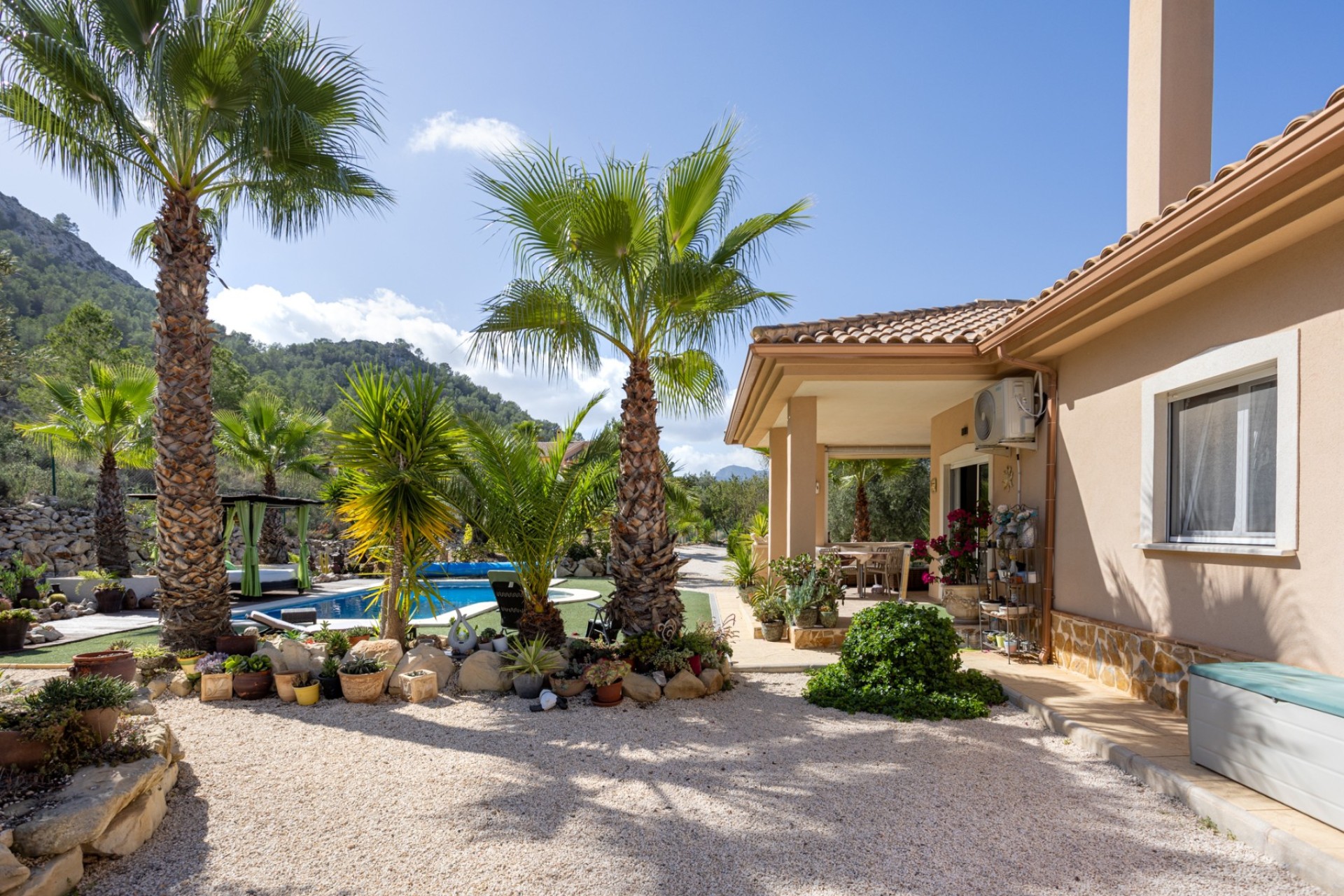 Resale - Villa - La Zarza