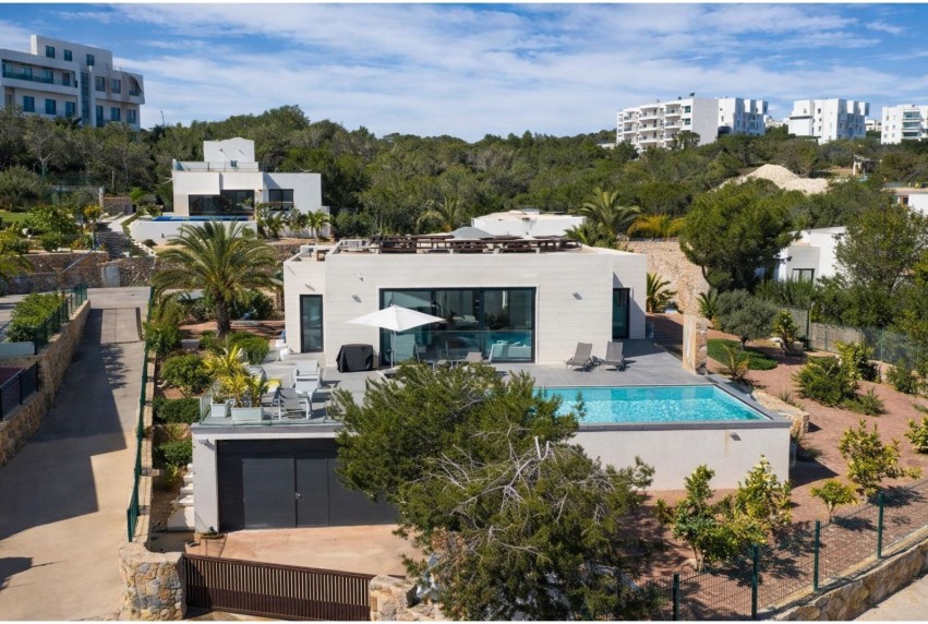 Resale - Villa - Las Colinas Golf Resort - Las Colinas golf