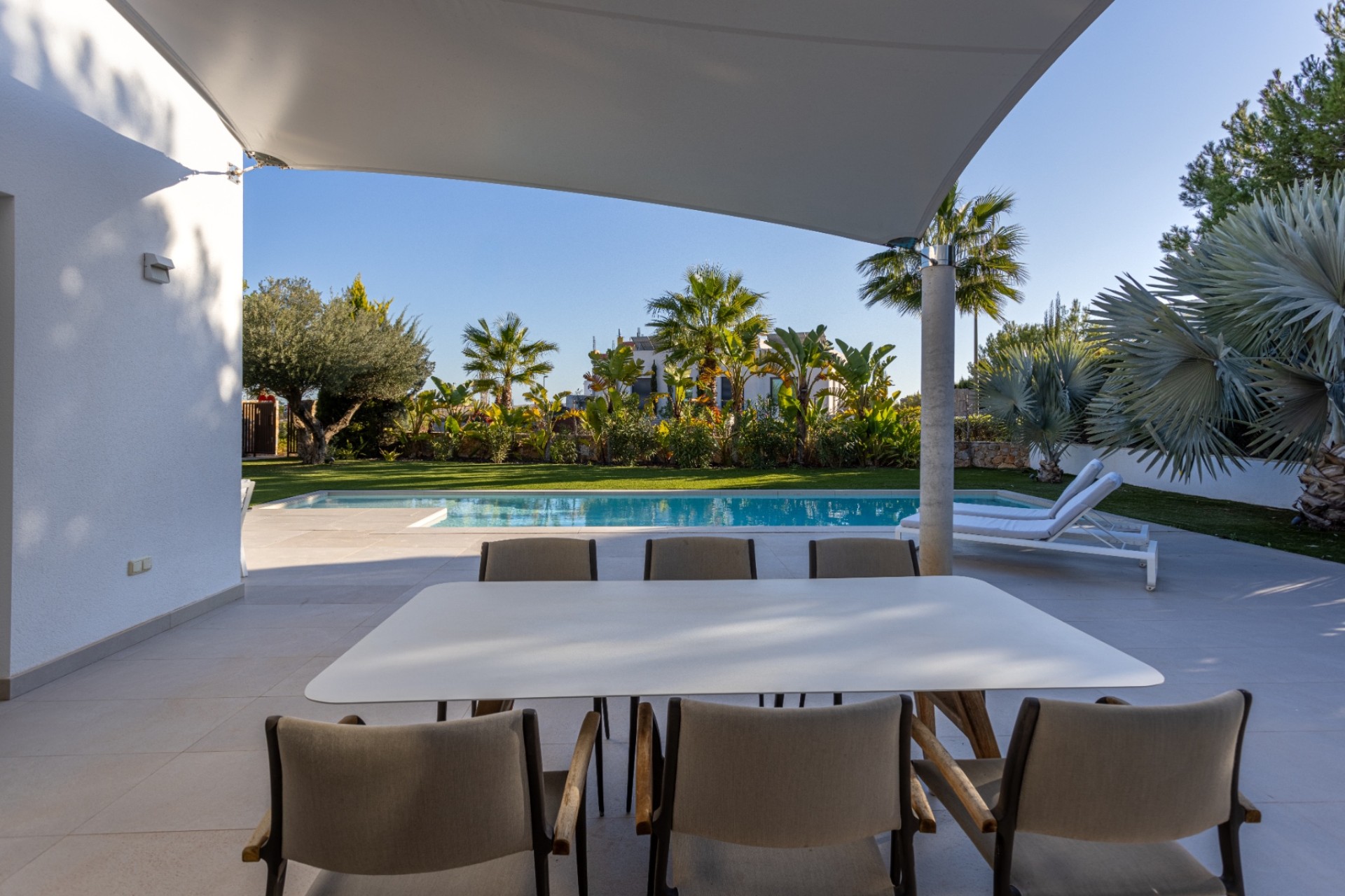 Resale - Villa - Las Colinas Golf Resort - Las Colinas golf