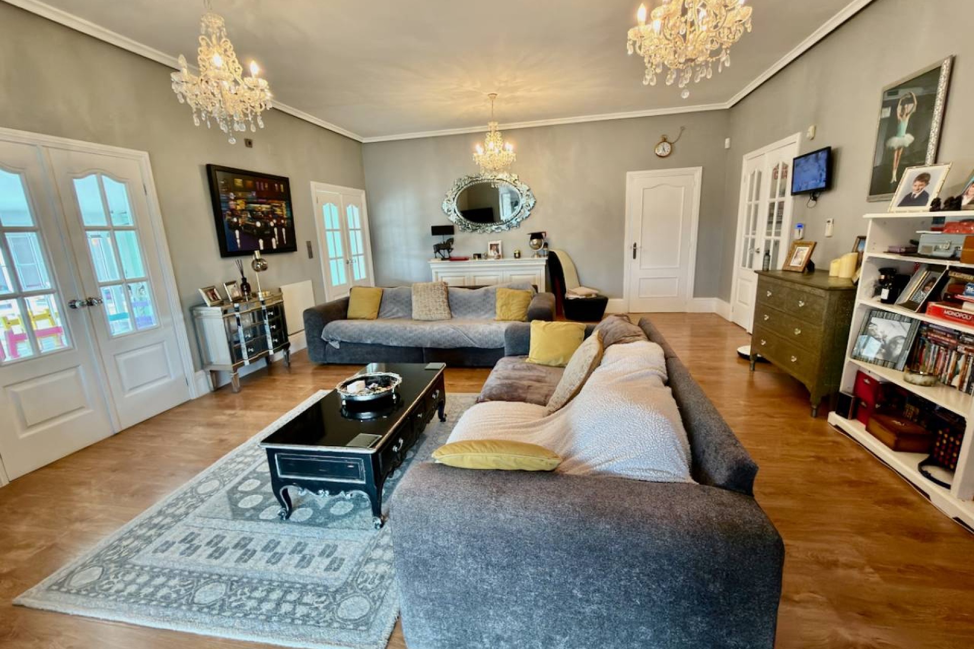 Resale - Villa - Las Heredades - Heredades