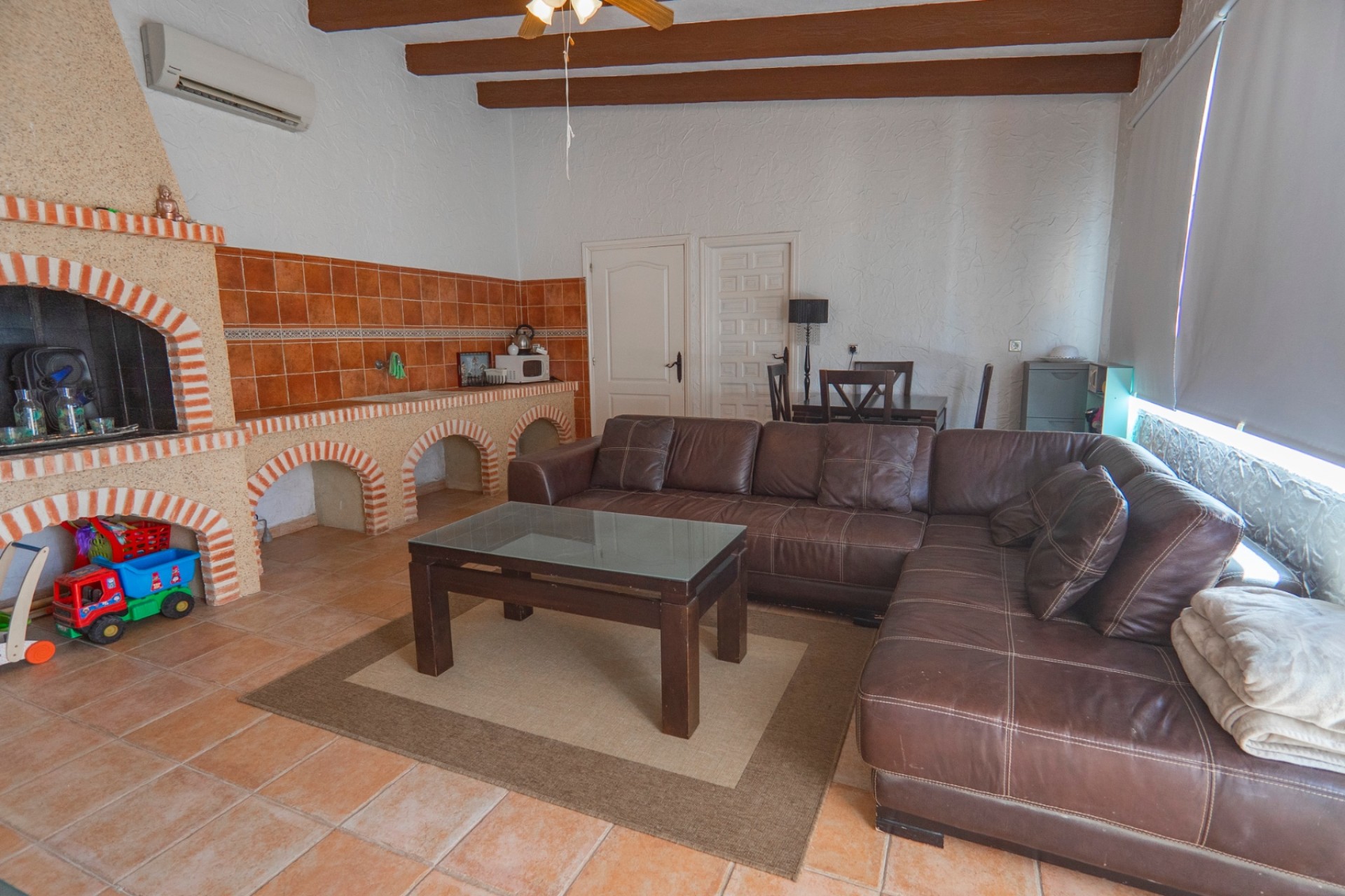 Resale - Villa - Las Heredades - Heredades