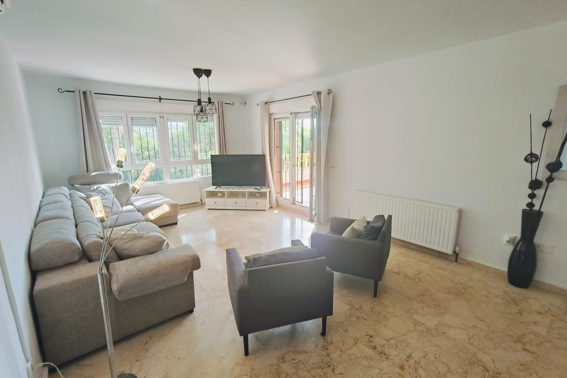 Resale - Villa - Las Ramblas - Las Ramblas Golf