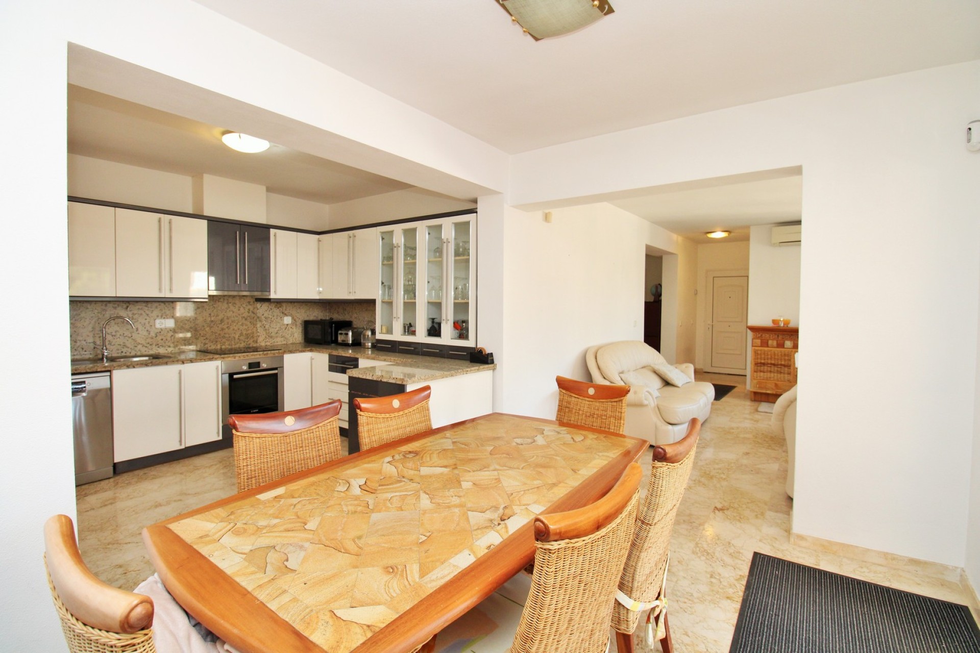 Resale - Villa - Las Ramblas