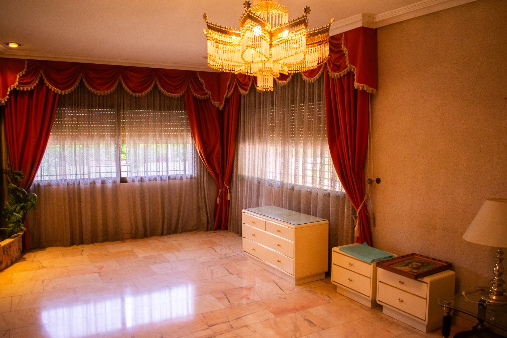 Resale - Villa - Llano de brujas