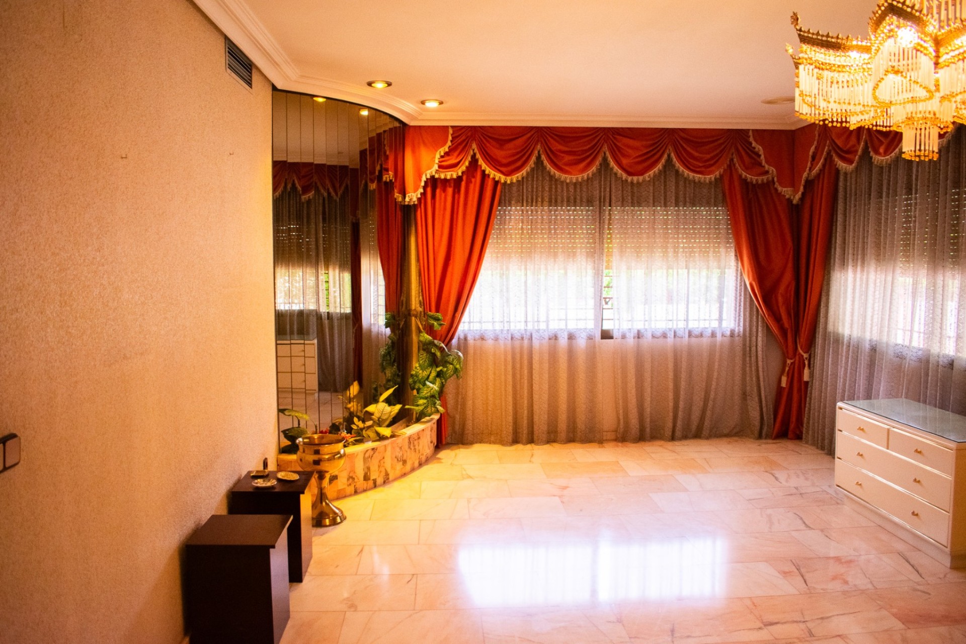 Resale - Villa - Llano de brujas