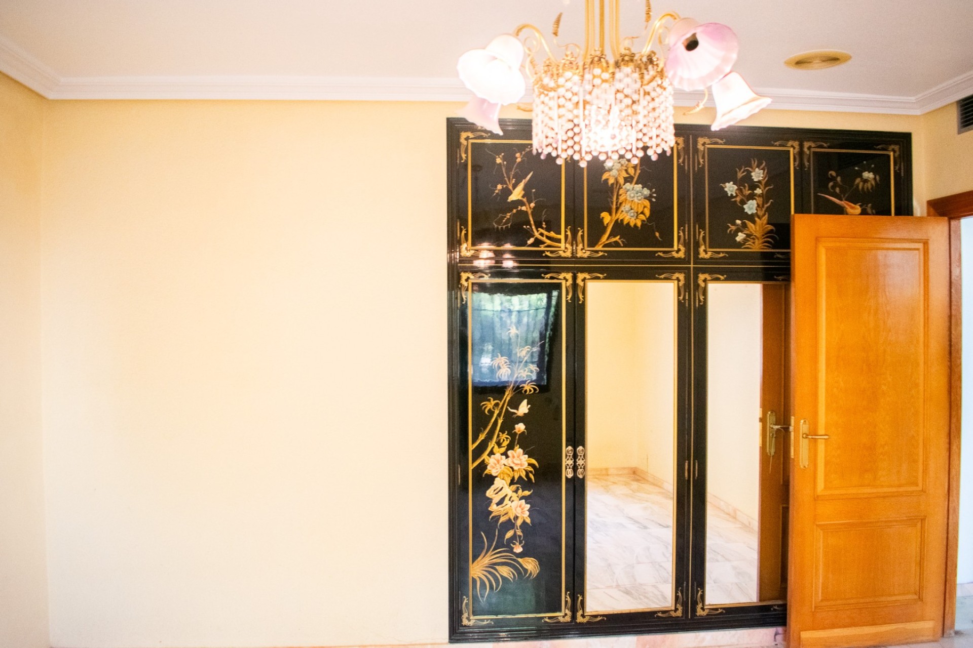 Resale - Villa - Llano de brujas