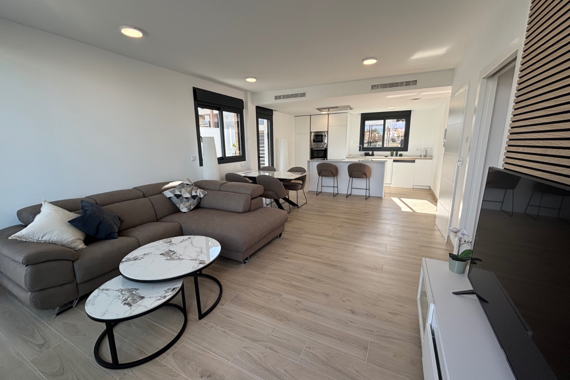 Resale - Villa - Los Alcazares - Roda