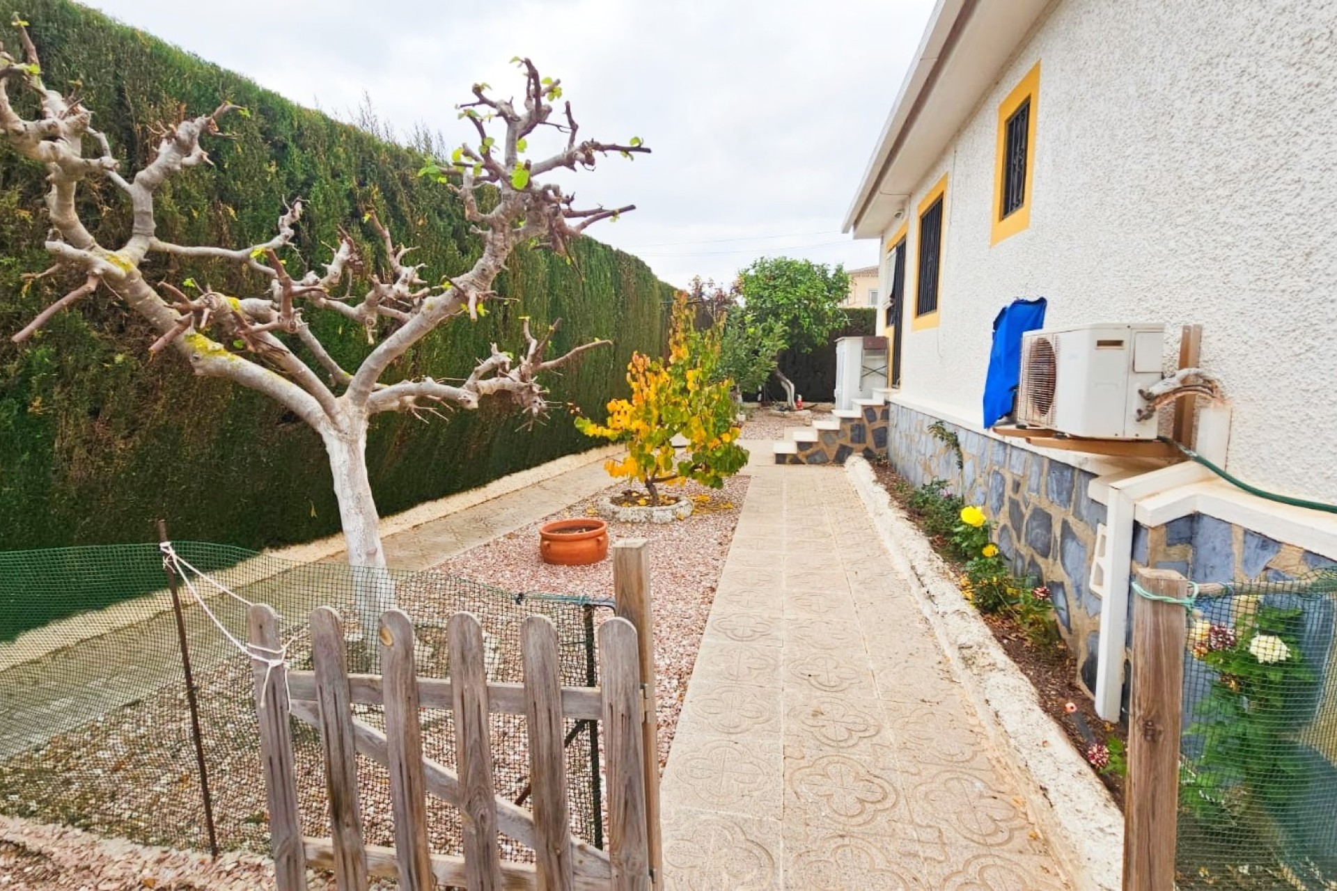 Resale - Villa - Los Alcazares