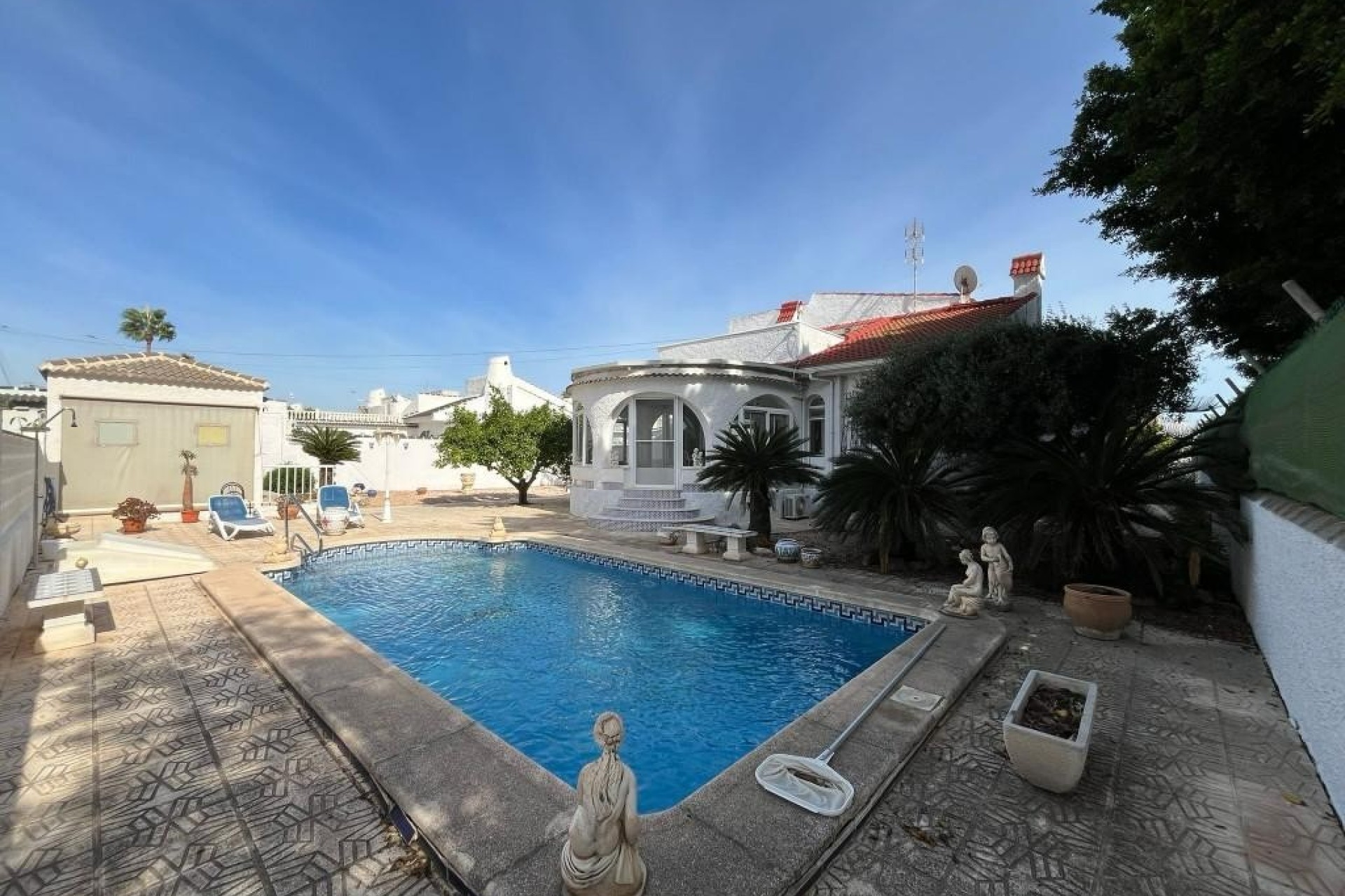 Resale - Villa - Los Alcazares