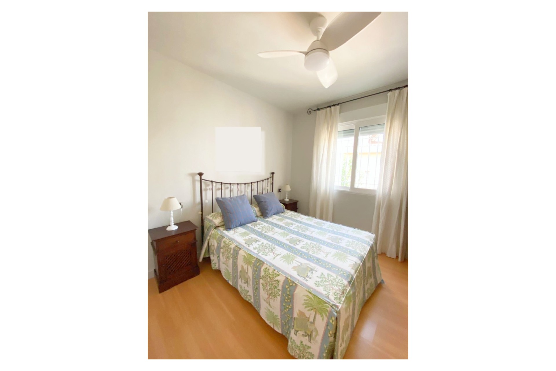 Resale - Villa - Los Alcazares