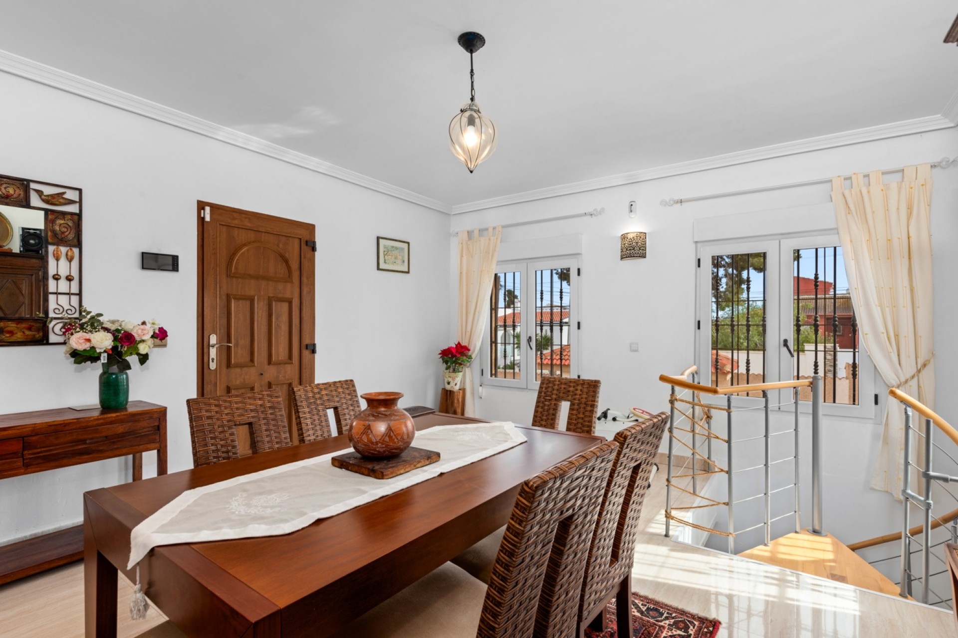 Resale - Villa - Los Balcones
