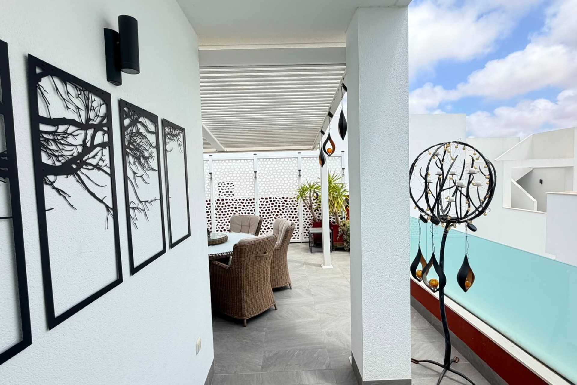 Resale - Villa - Los Montesinos - La Herrada