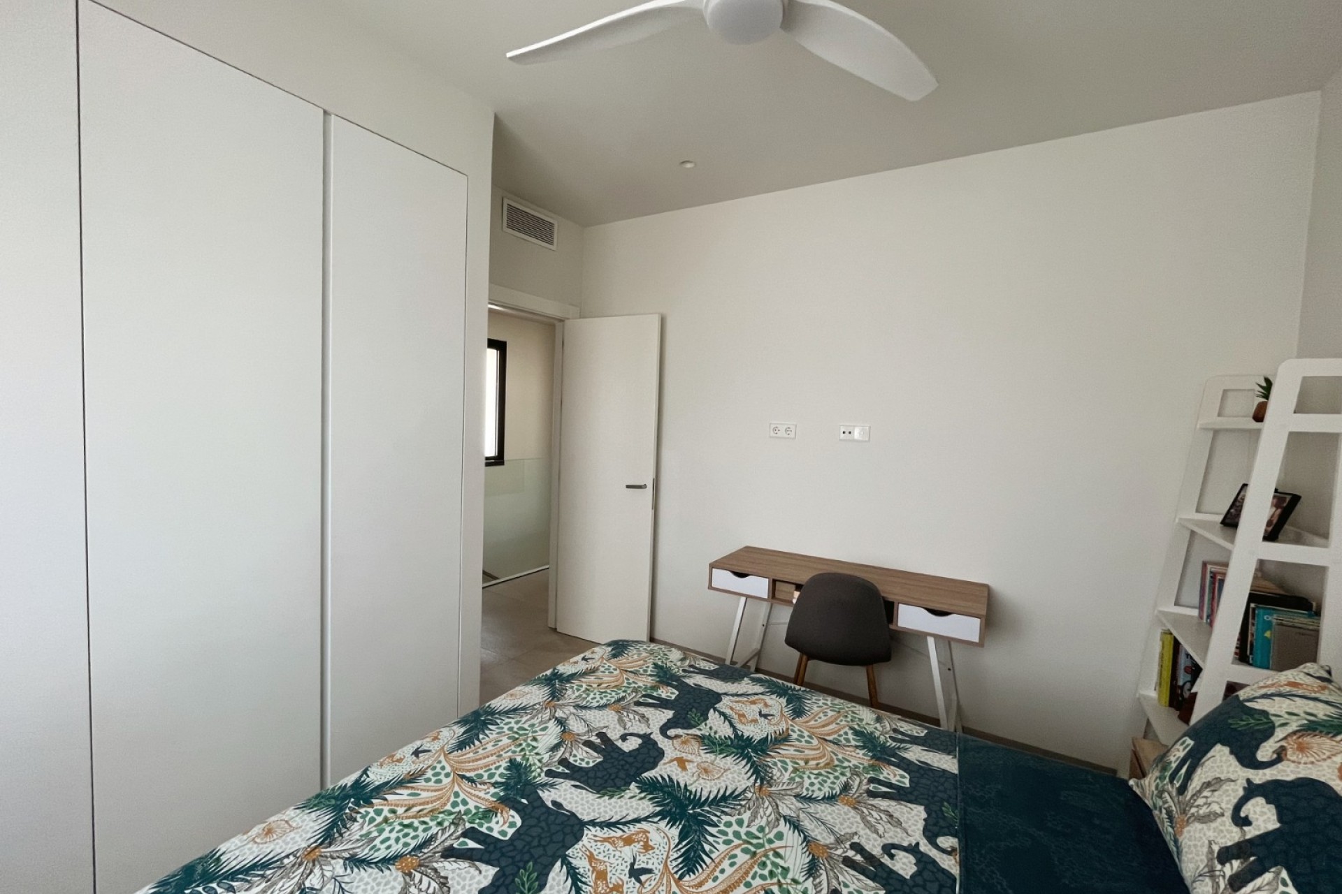 Resale - Villa - Los Montesinos - La Herrada