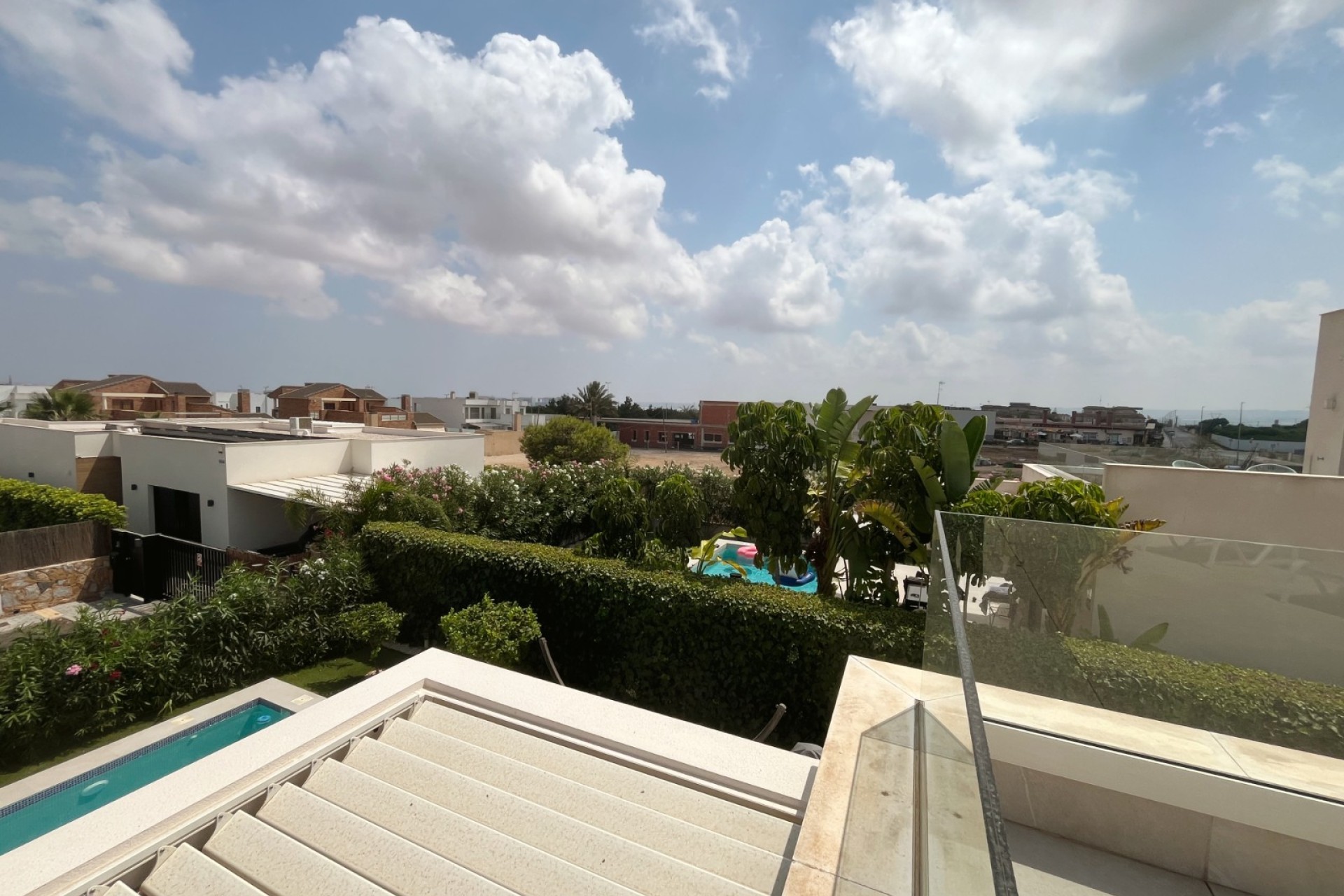 Resale - Villa - Los Montesinos - La Herrada