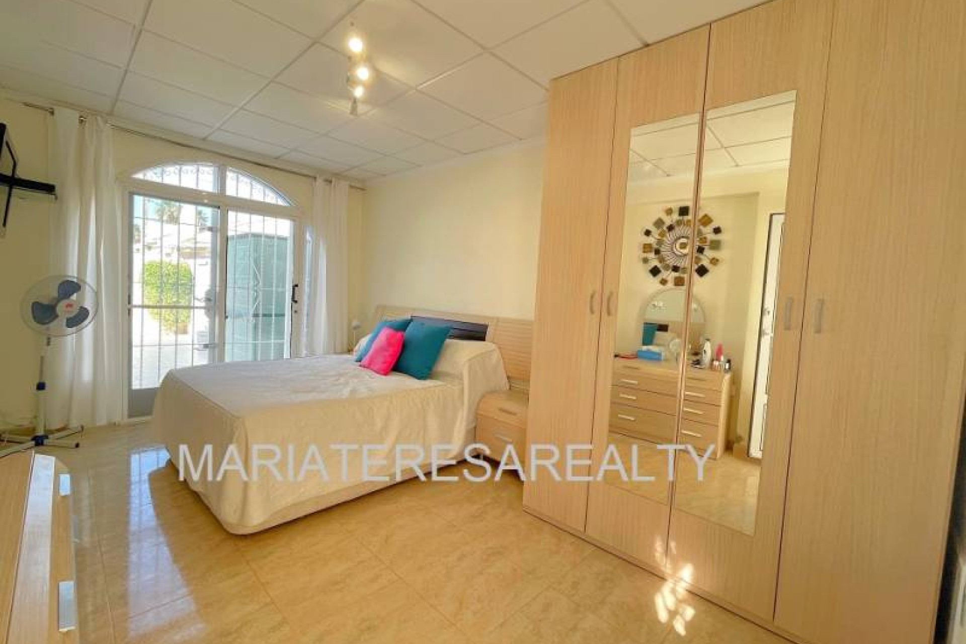 Resale - Villa - Los Narejos - Oasis