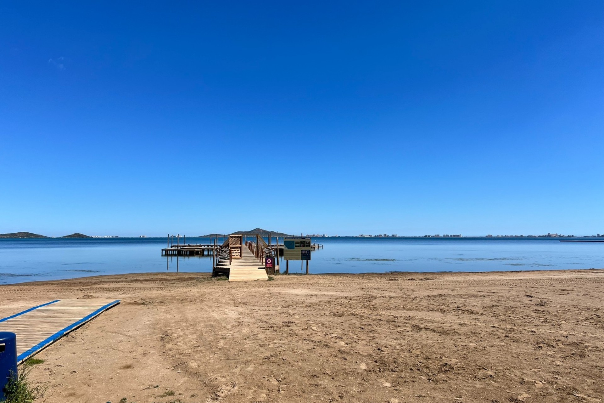 Resale - Villa - Los Urrutias