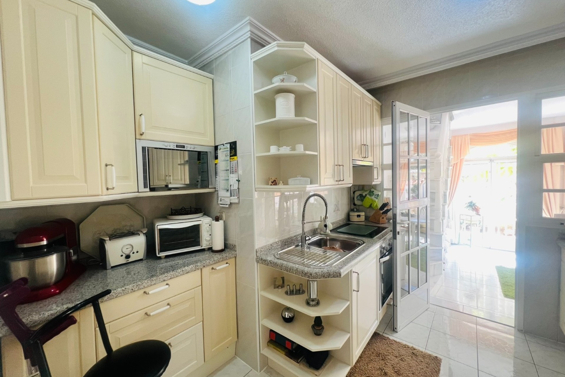 Resale - Villa - Los Urrutias