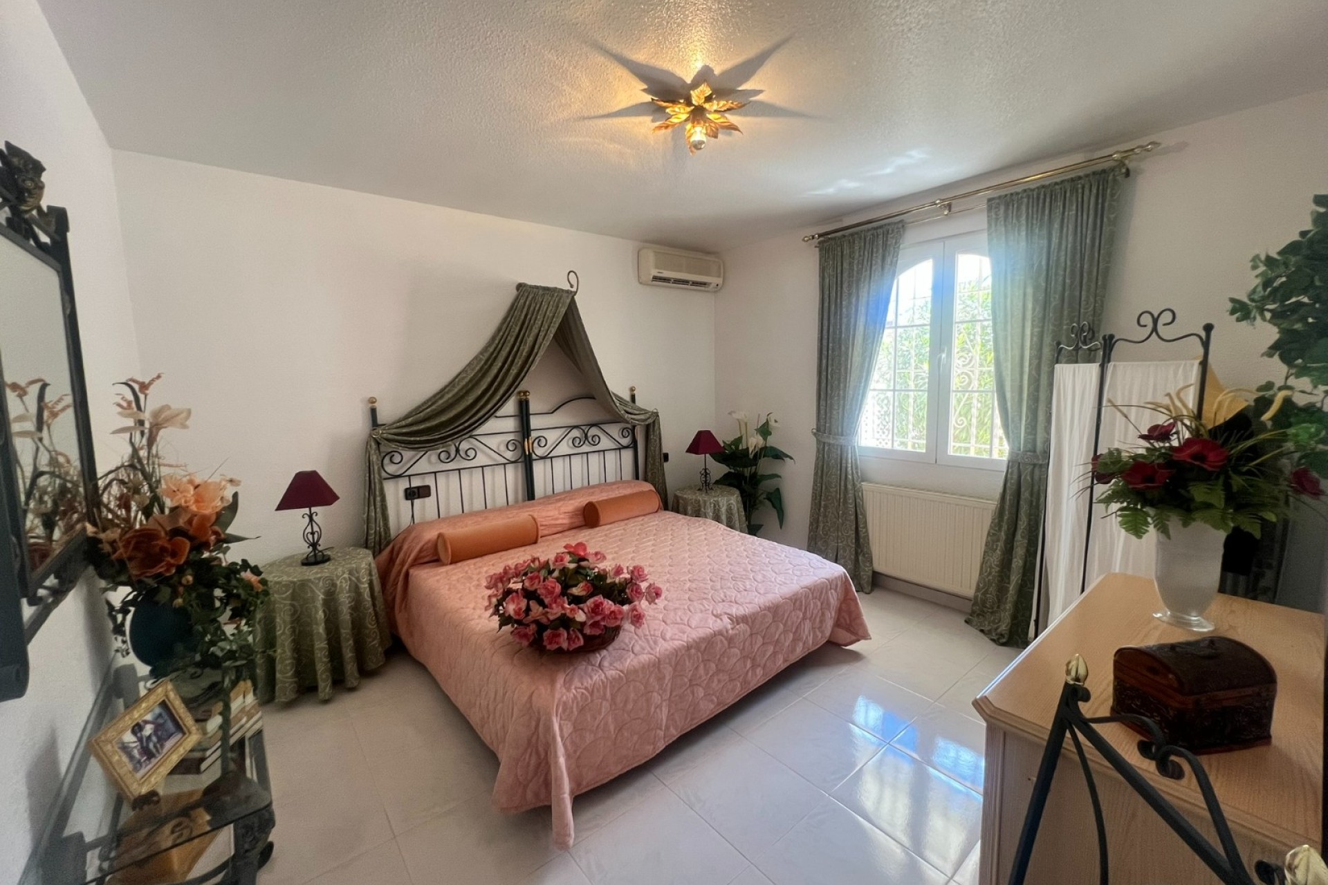Resale - Villa - Los Urrutias