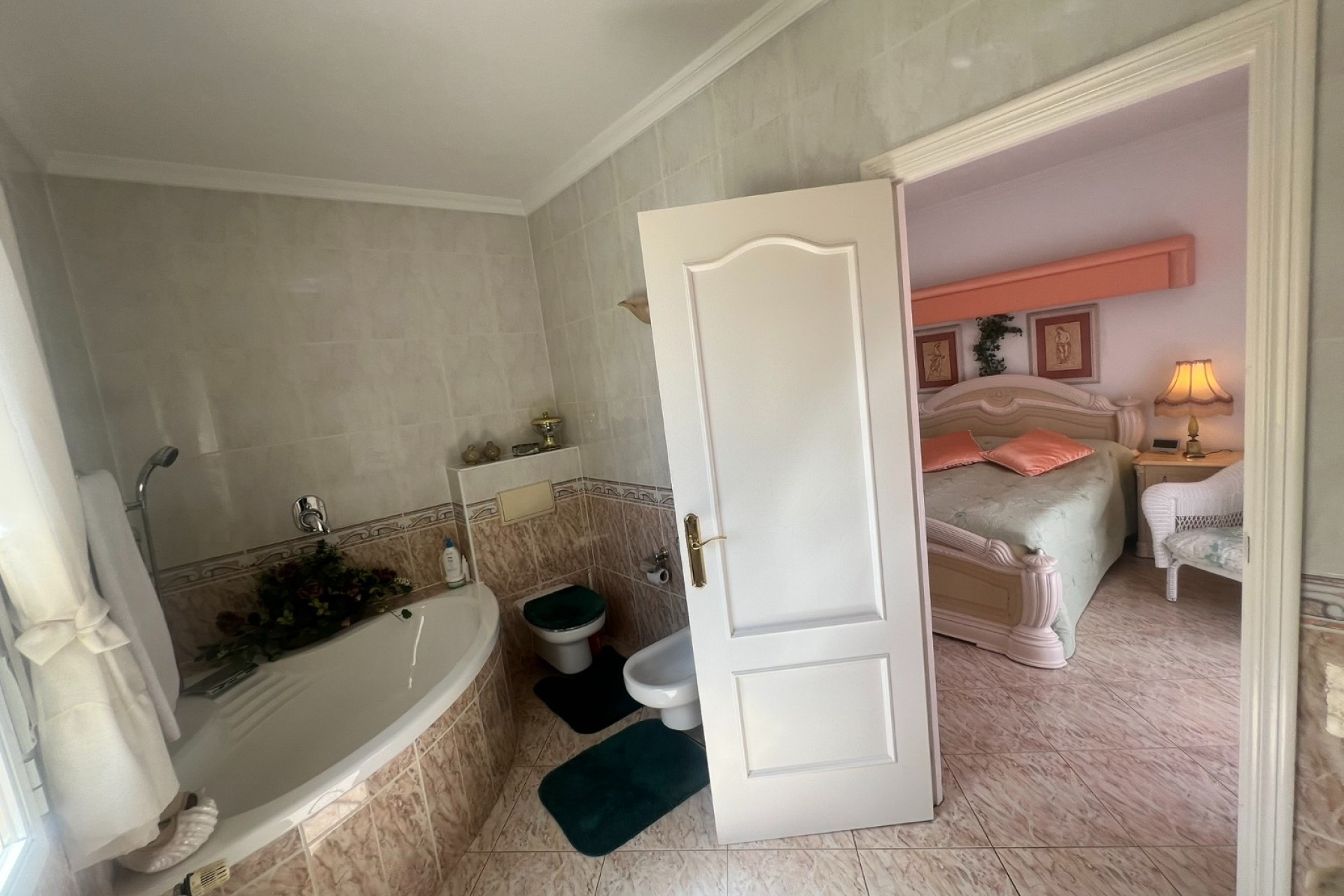 Resale - Villa - Los Urrutias