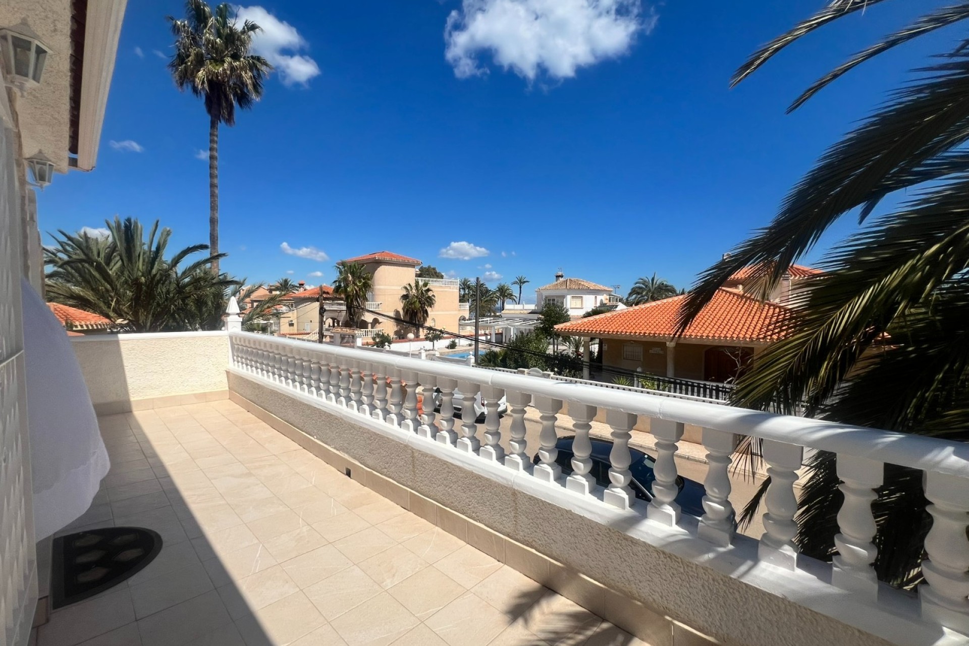 Resale - Villa - Los Urrutias