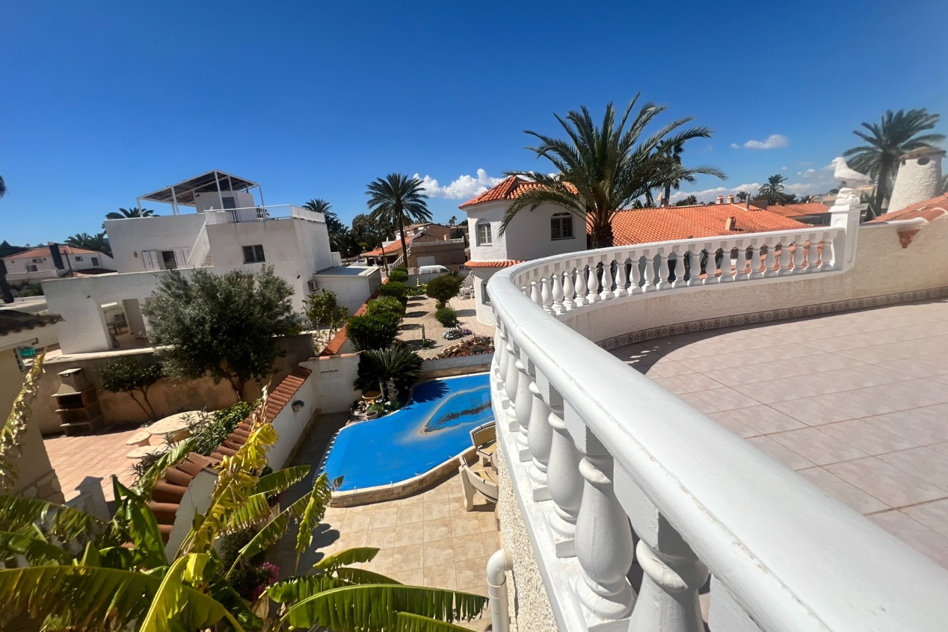 Resale - Villa - Los Urrutias