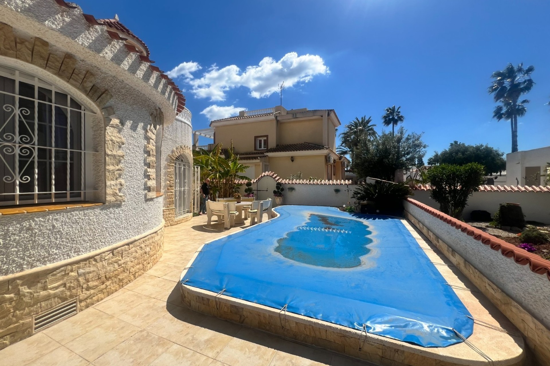 Resale - Villa - Los Urrutias